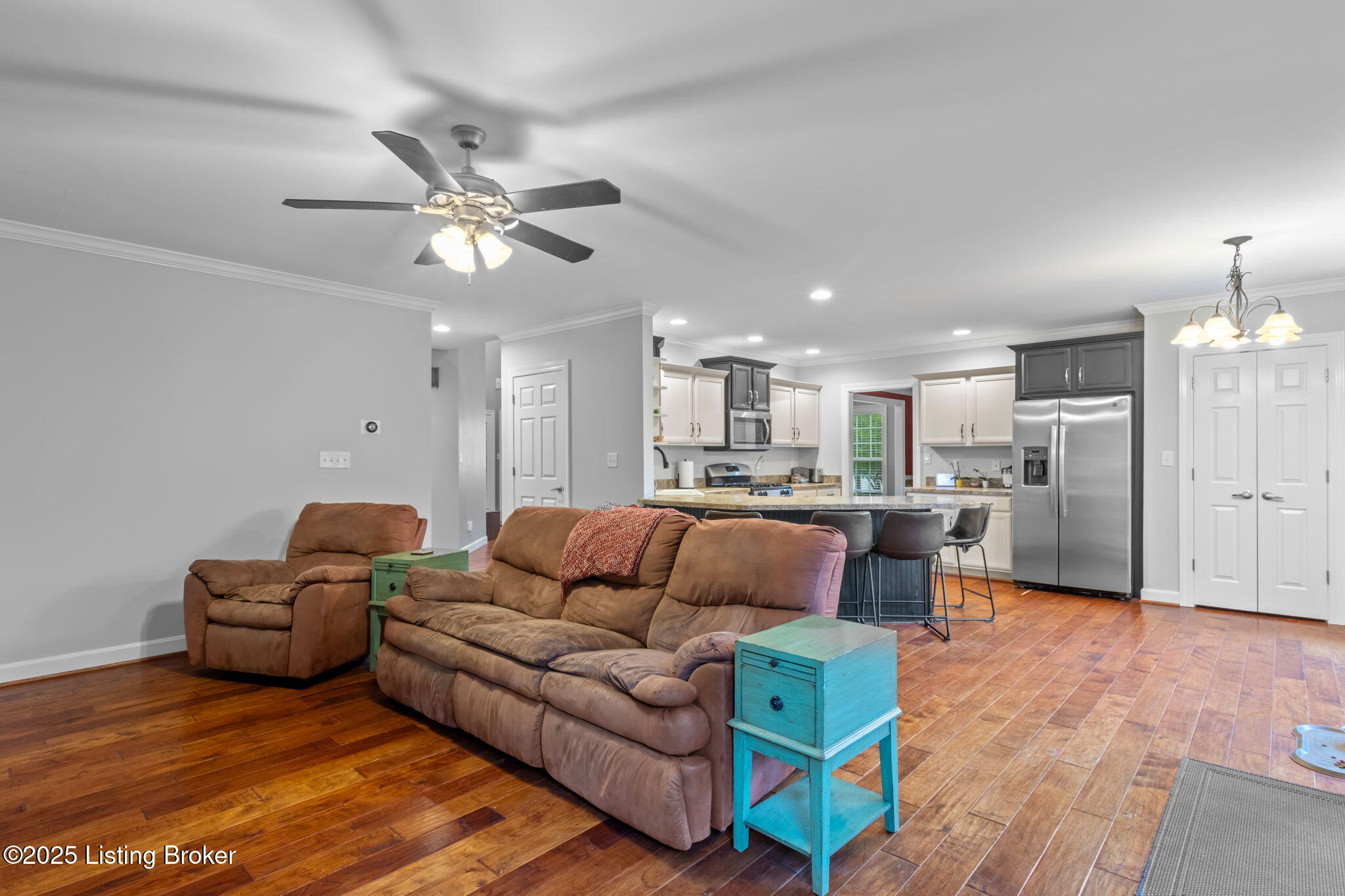 5606 Sundrop Pl