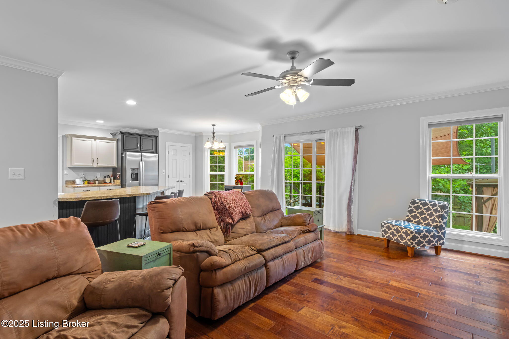 5606 Sundrop Pl