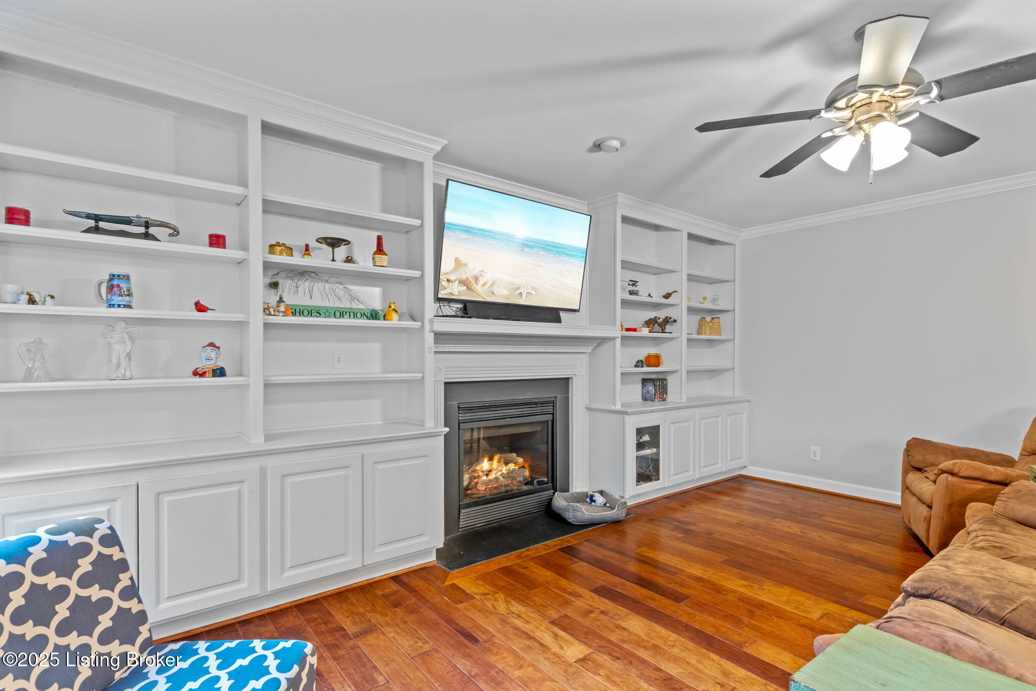 5606 Sundrop Pl