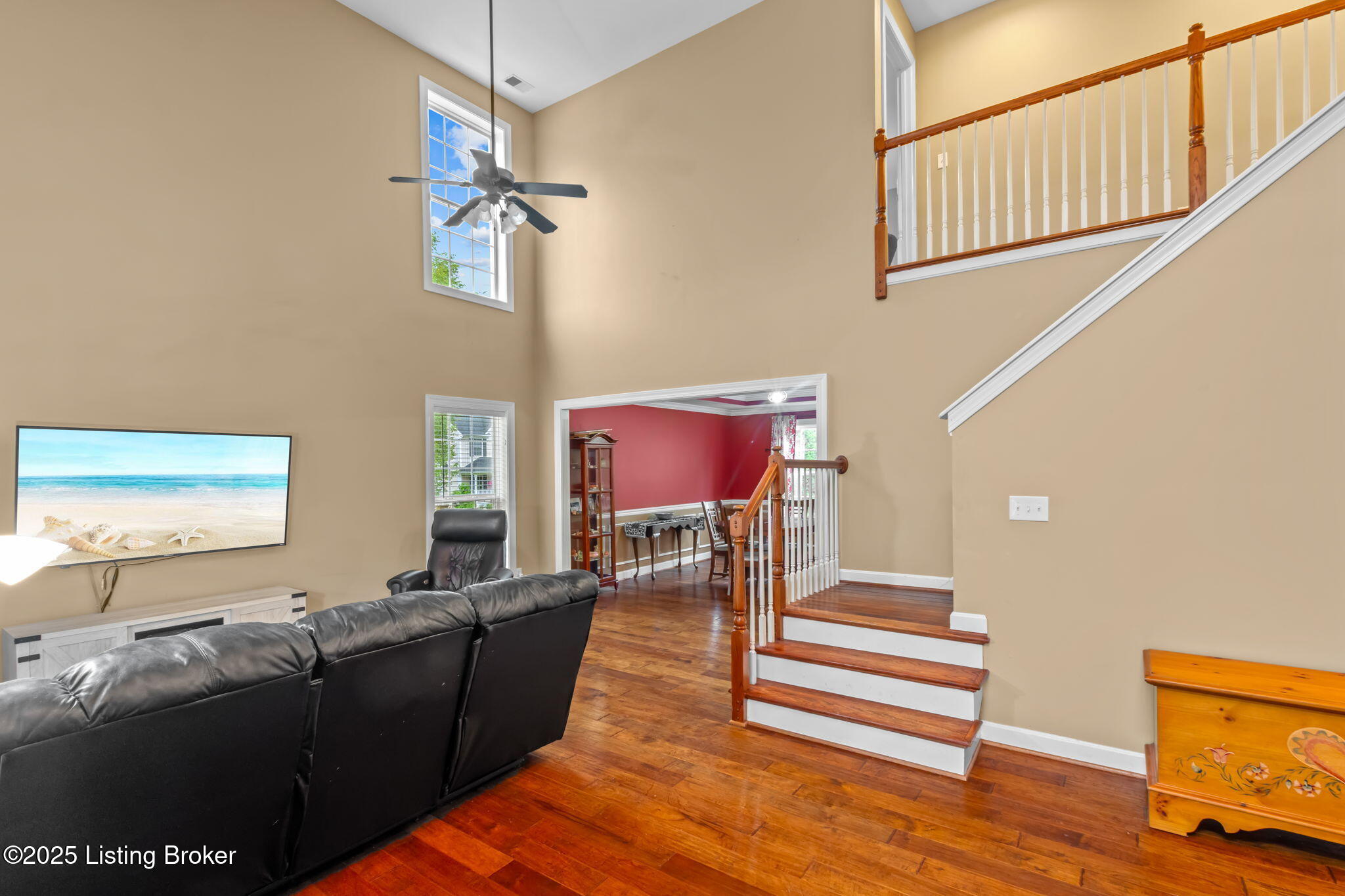 5606 Sundrop Pl