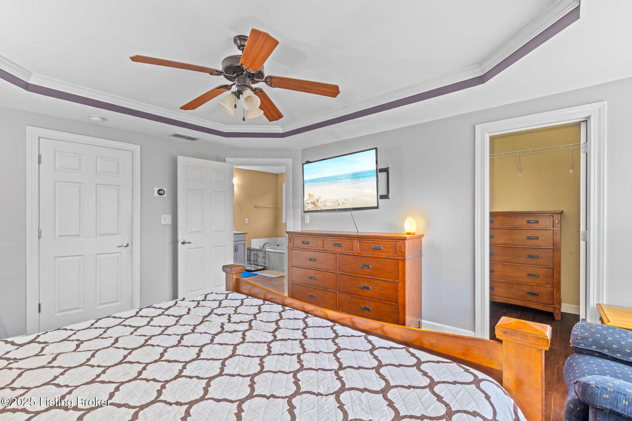 5606 Sundrop Pl