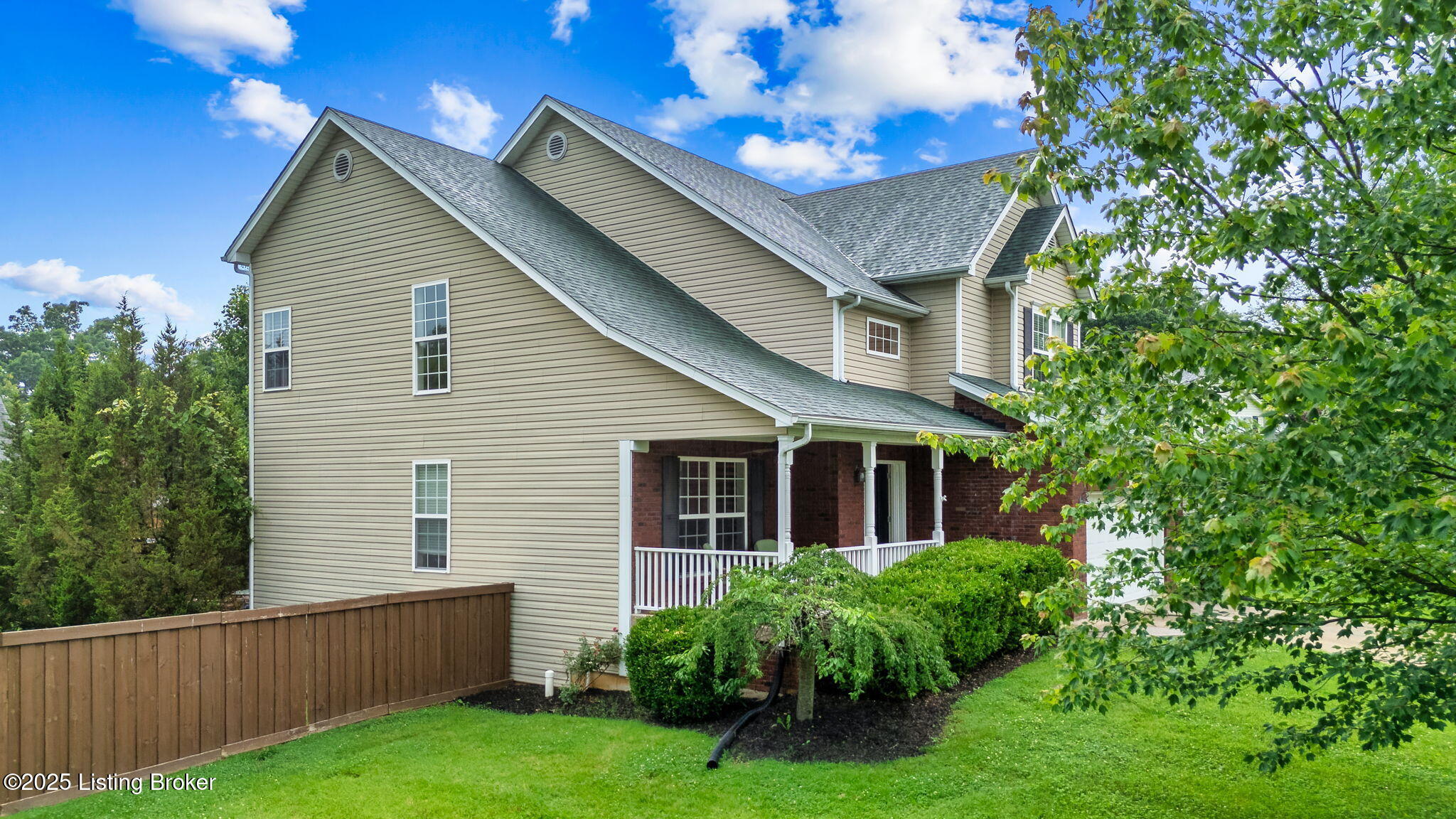 5606 Sundrop Pl