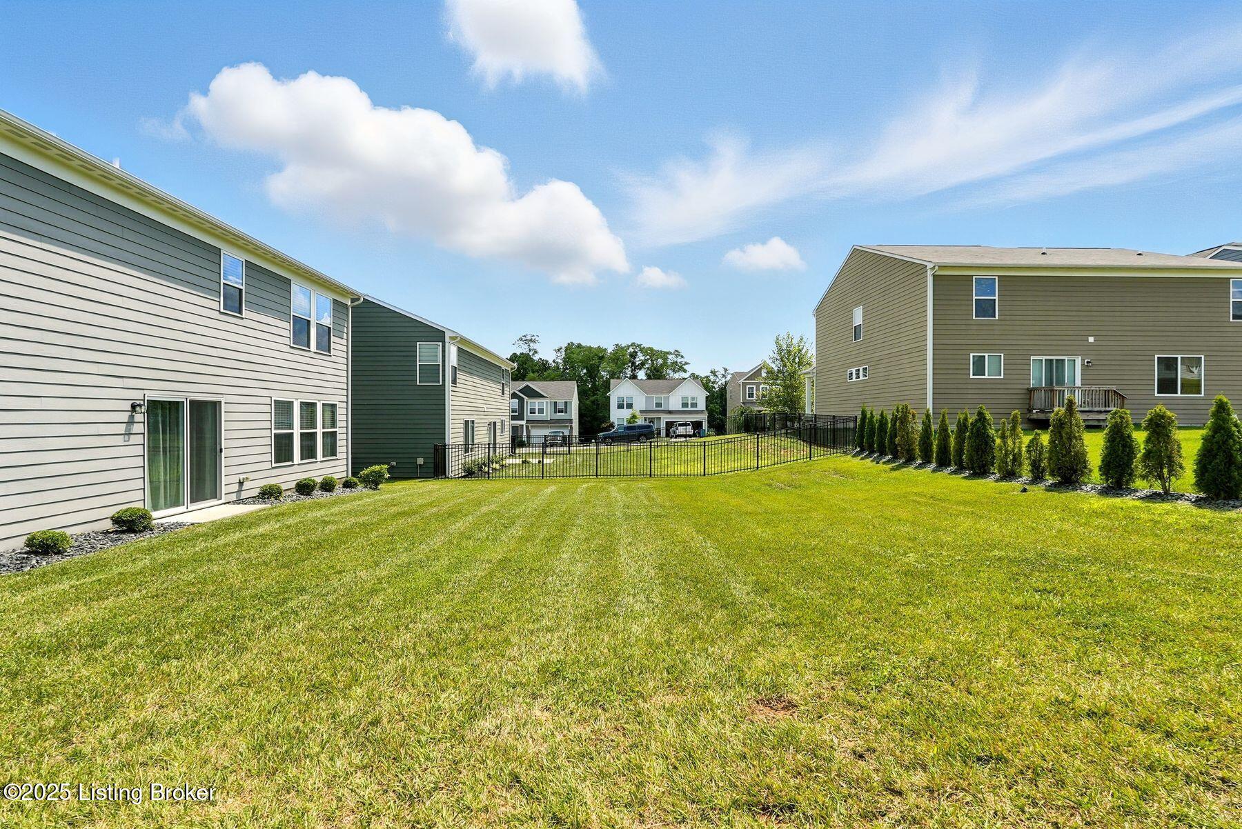 3294 Heather Wood Dr