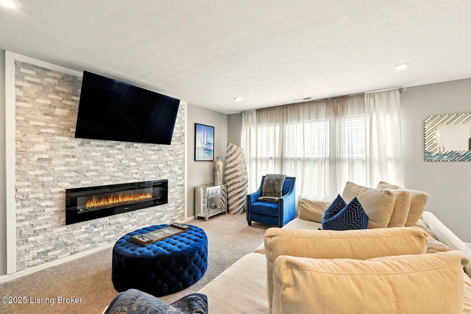 3294 Heather Wood Dr