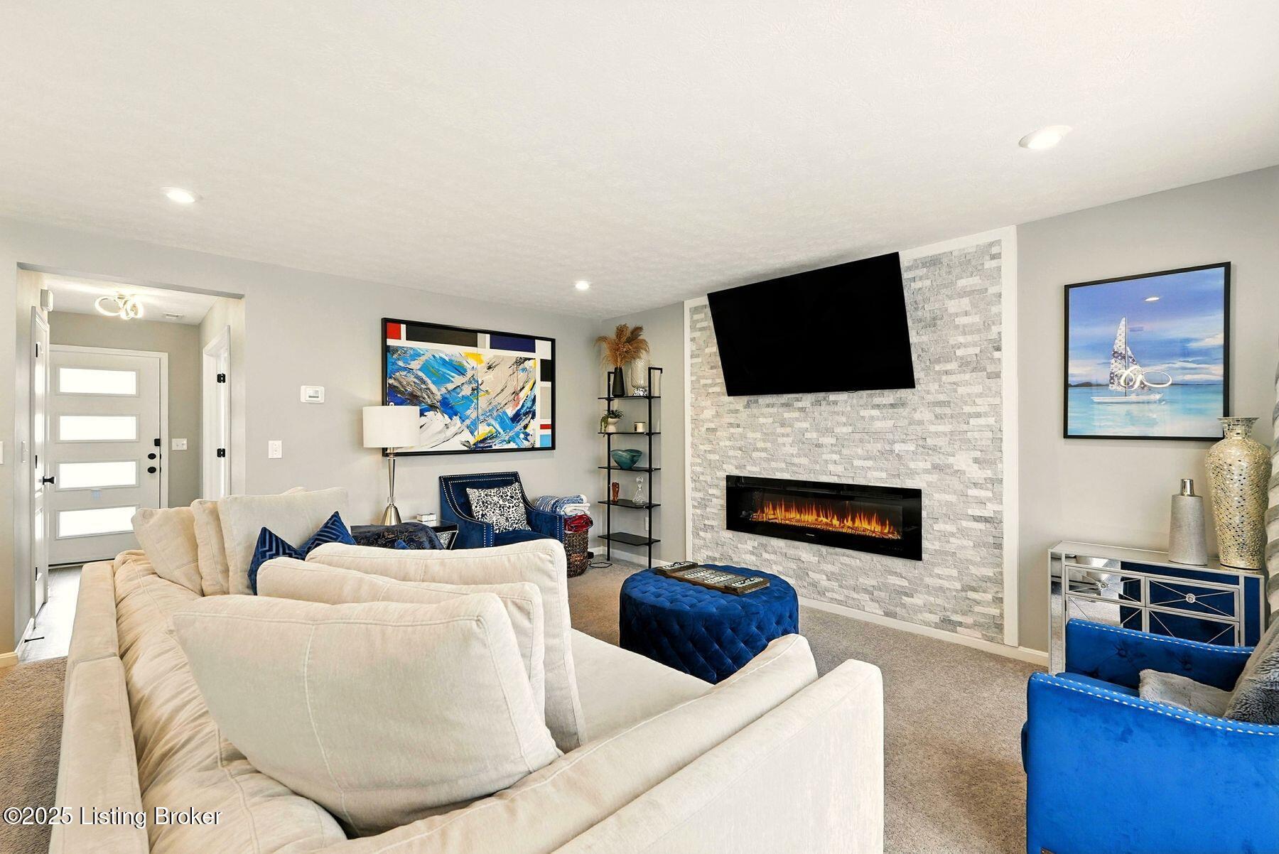 3294 Heather Wood Dr