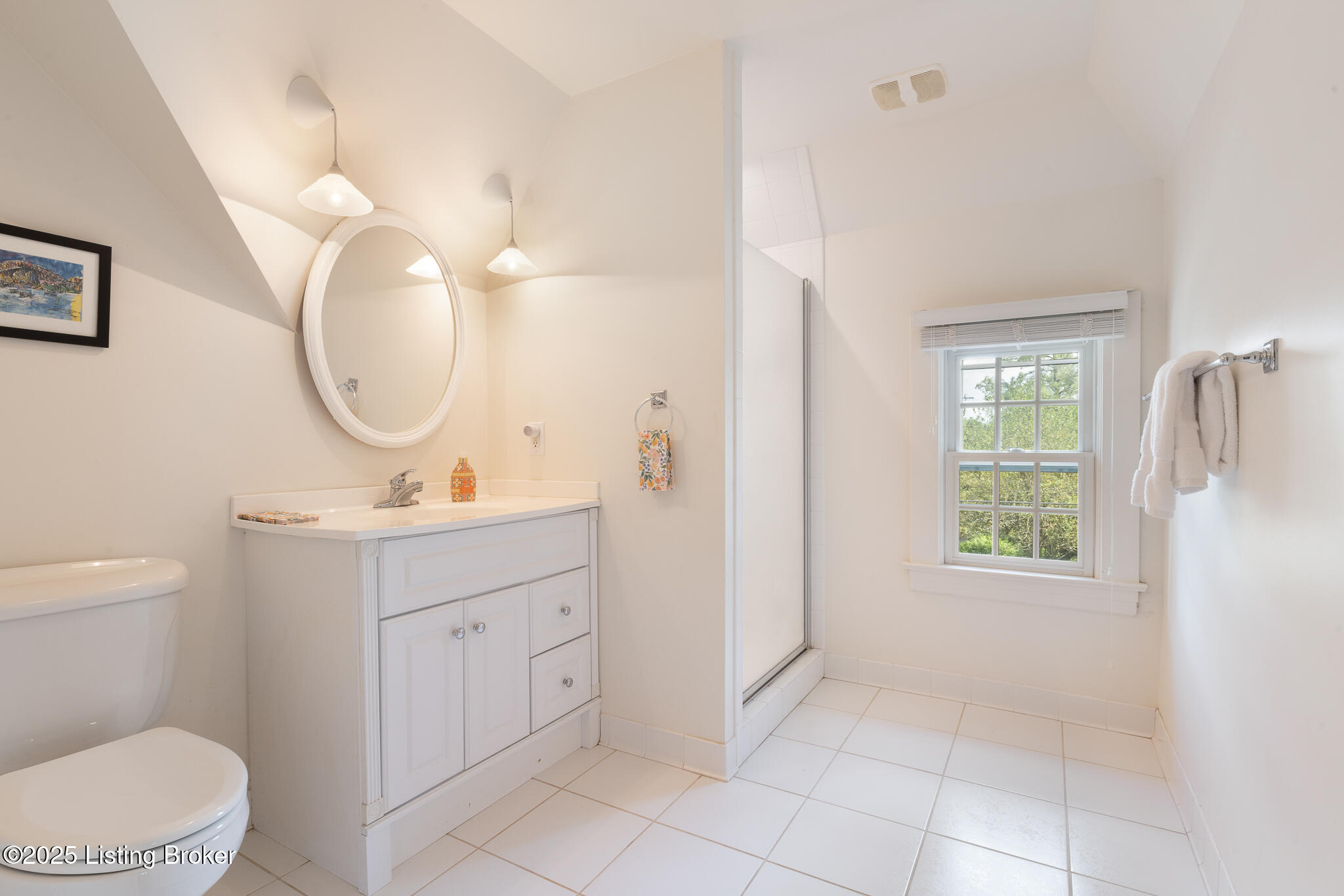 2335 Bonnycastle Ave