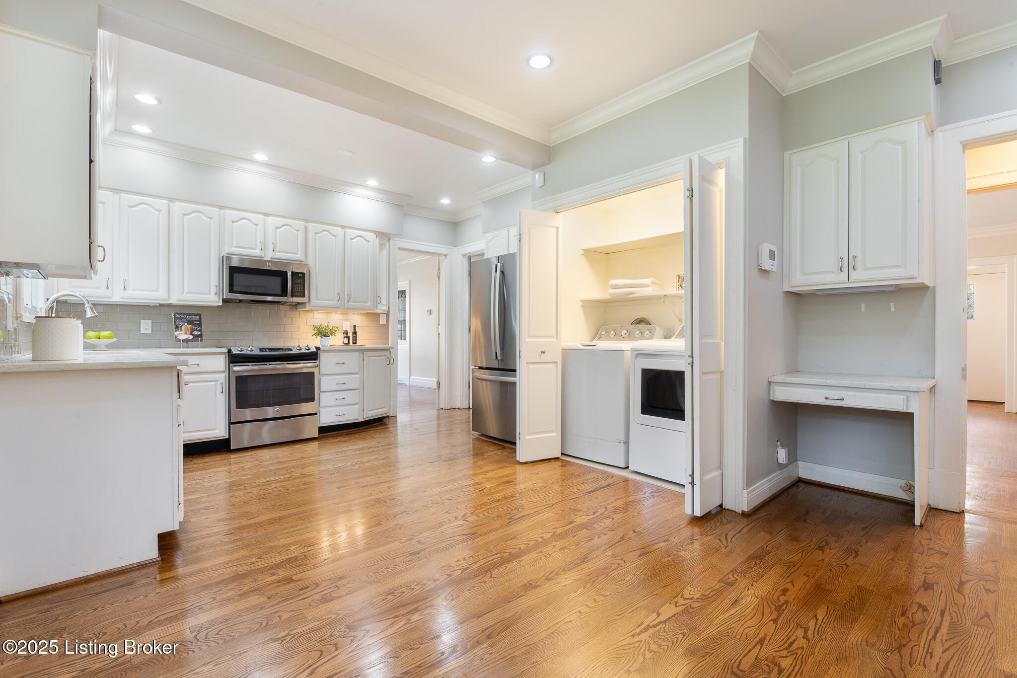 2335 Bonnycastle Ave