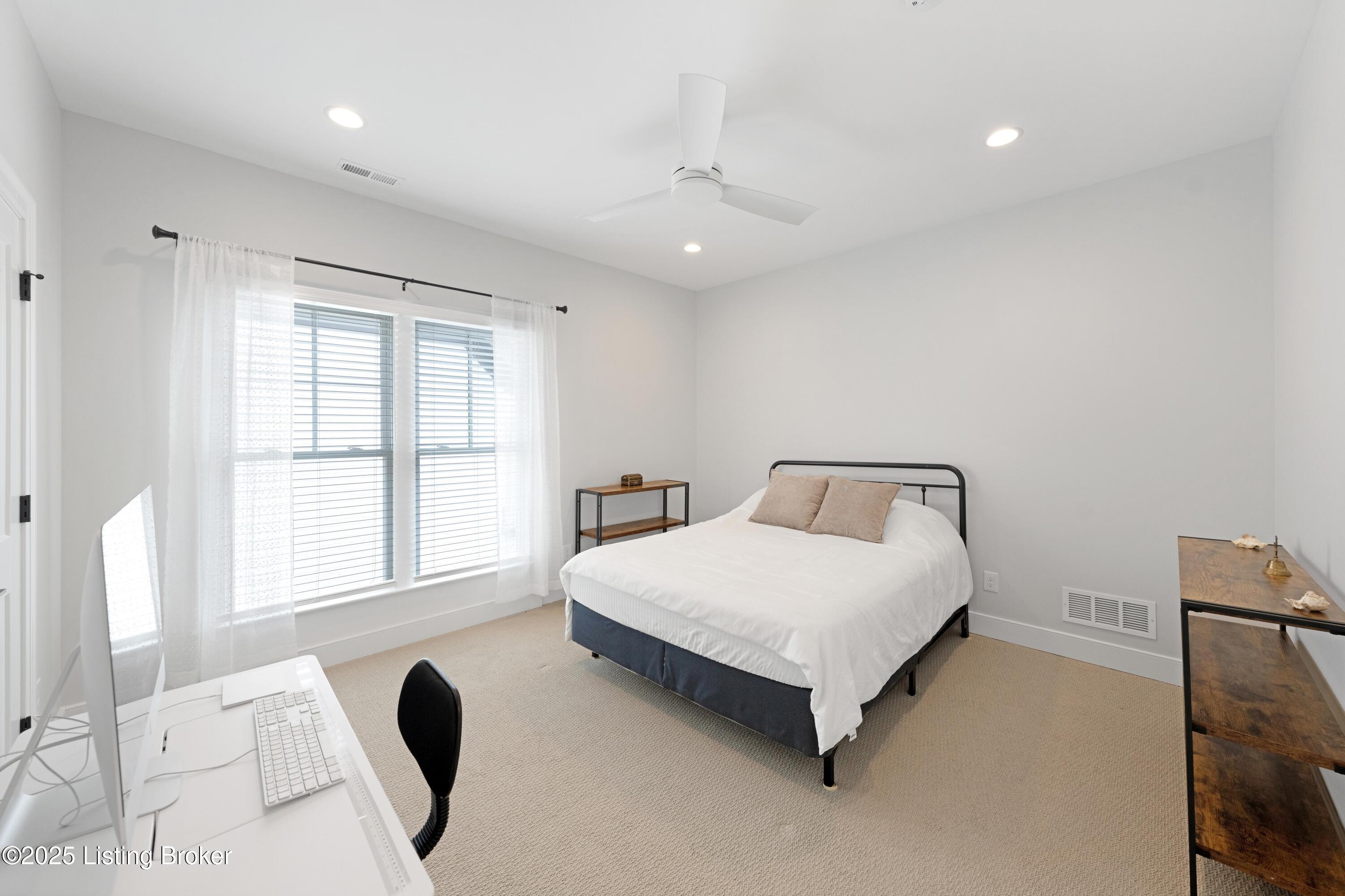 6109 Starflower St, Prospect