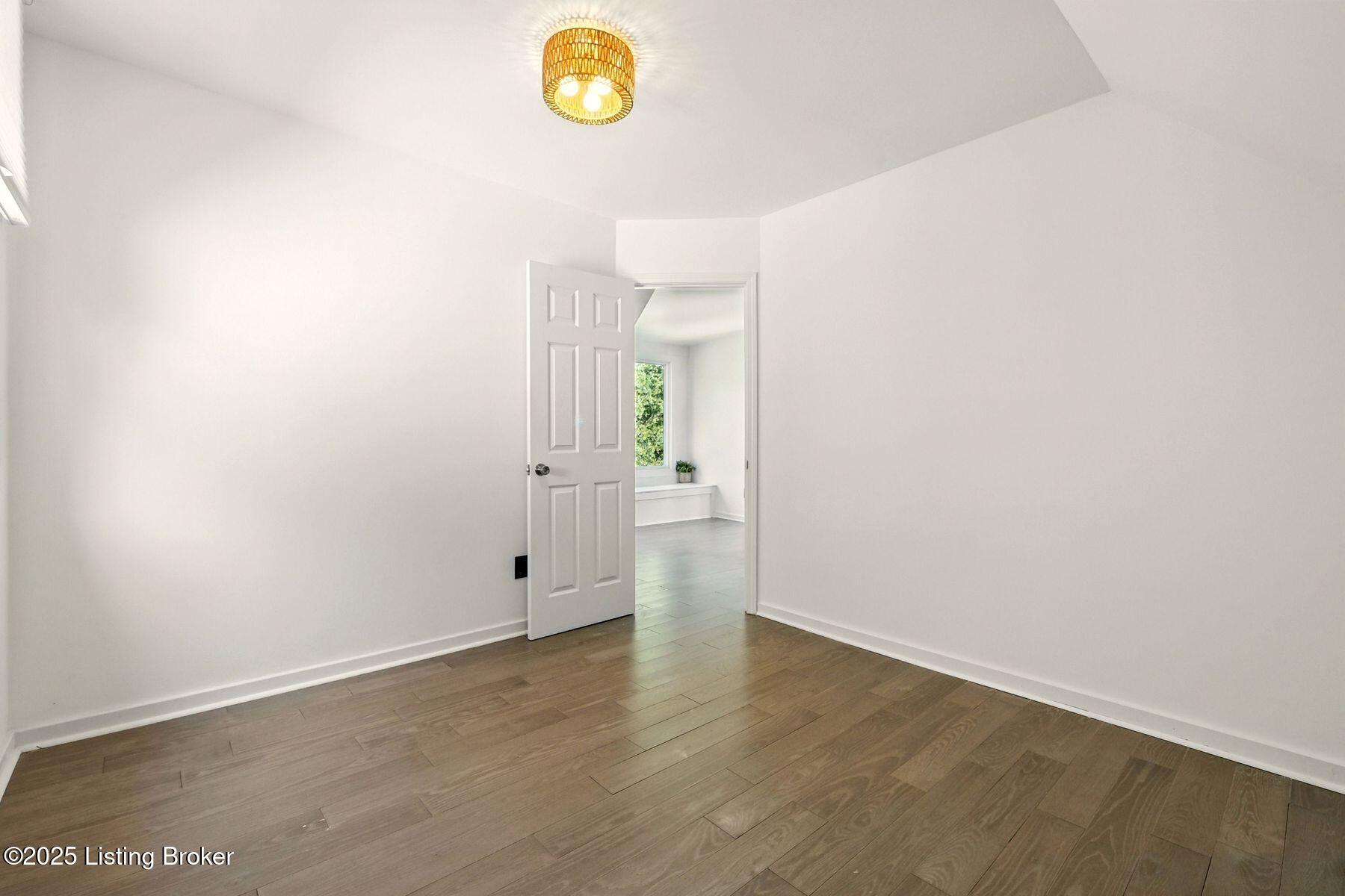 1921 Trevilian Way