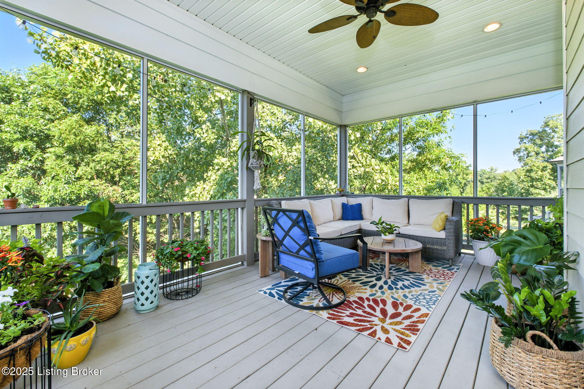 6527 Claymont Village Dr