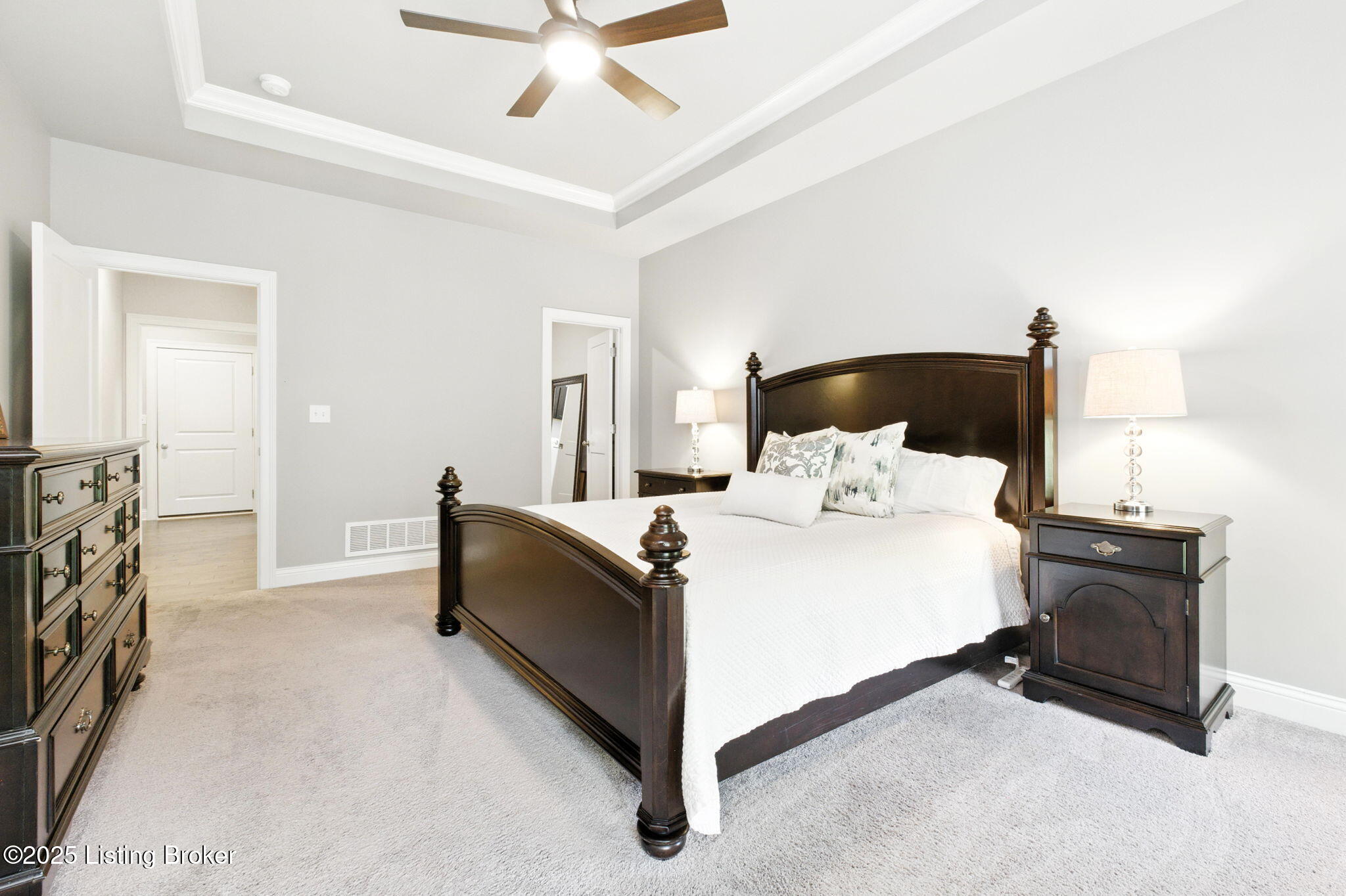 6527 Claymont Village Dr