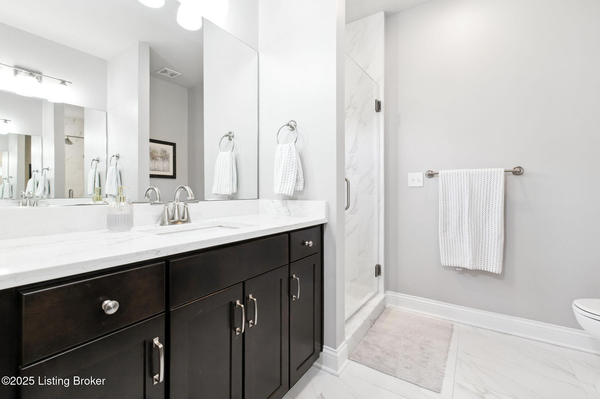 6527 Claymont Village Dr