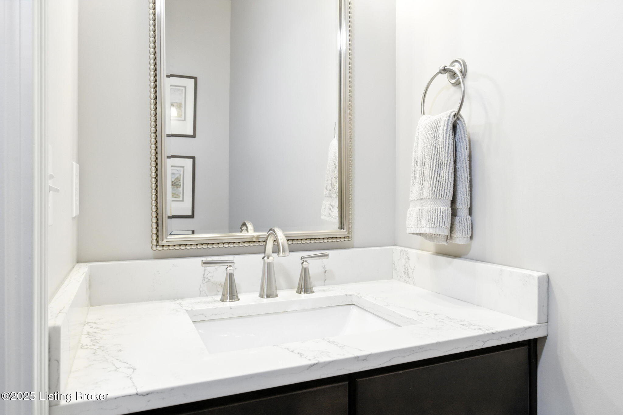 6527 Claymont Village Dr