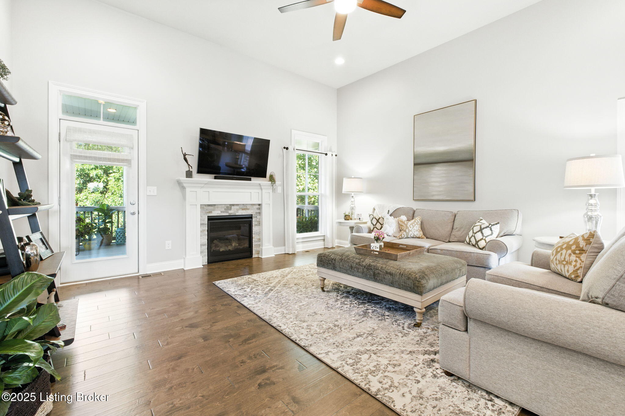 6527 Claymont Village Dr