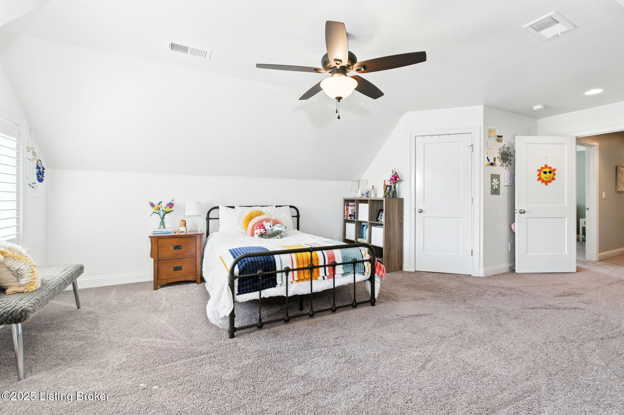 6527 Claymont Village Dr