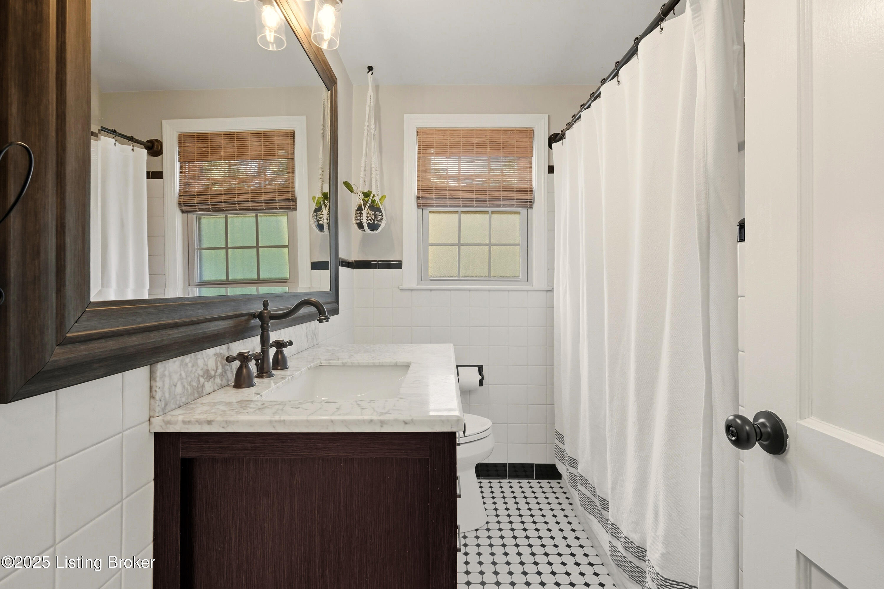 4509 Winchester Rd, Louisville