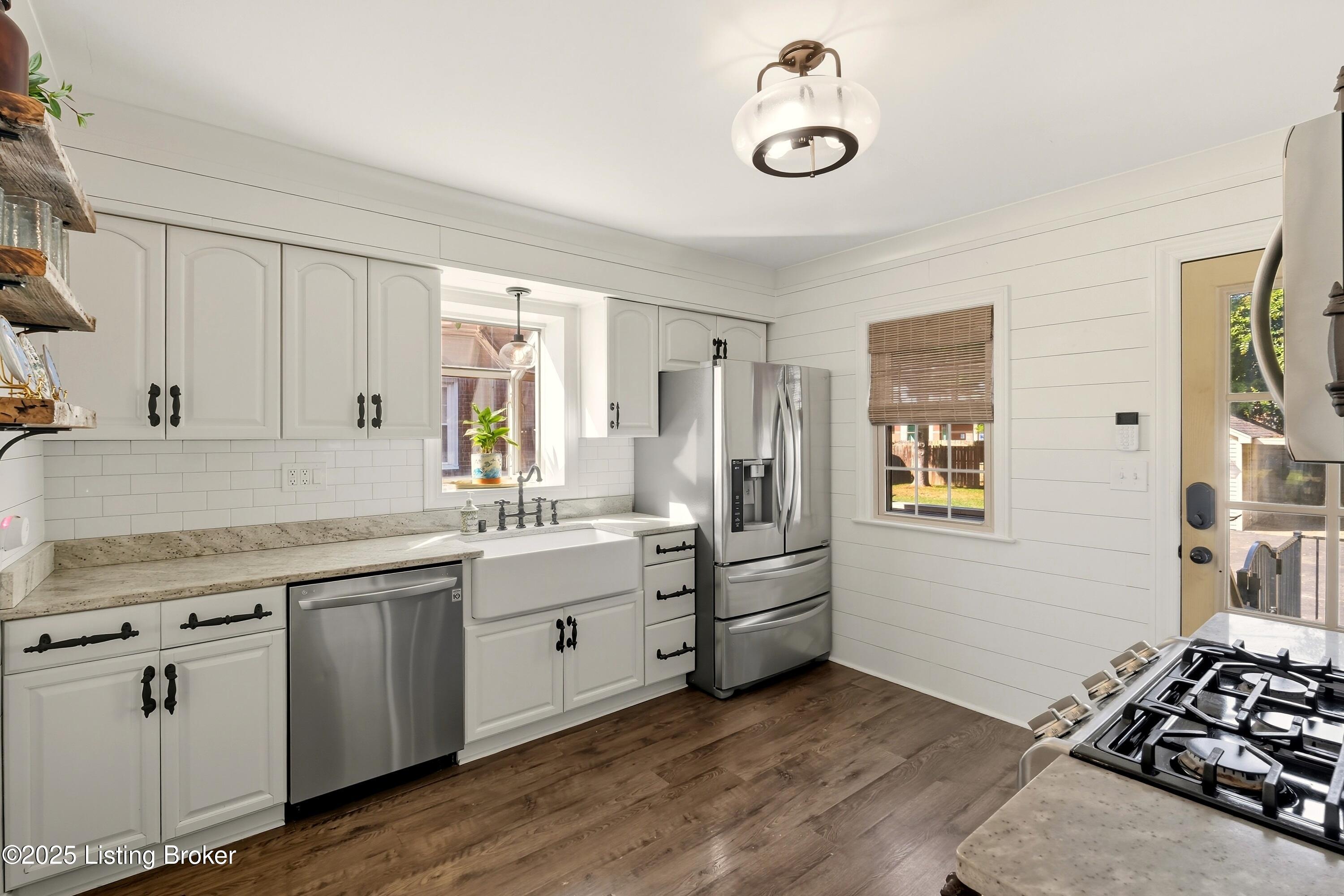 4509 Winchester Rd, Louisville