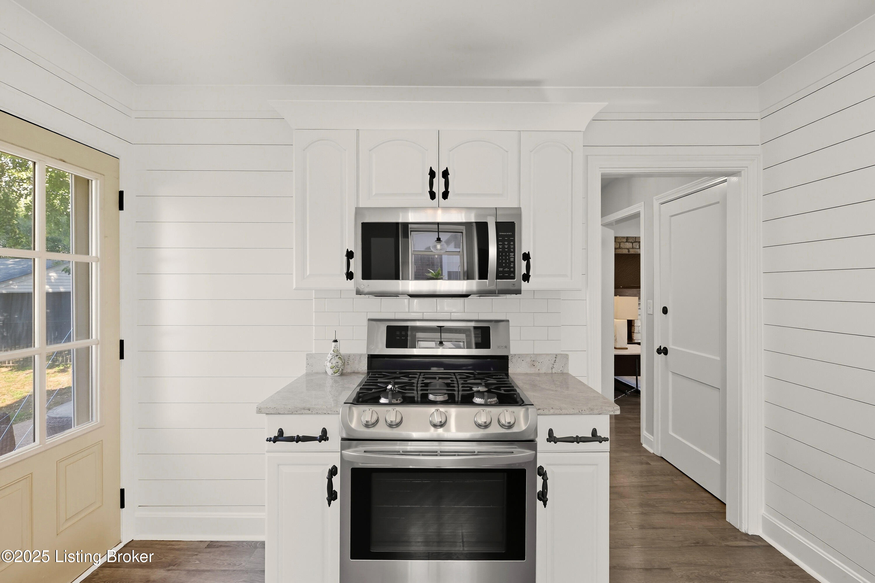 4509 Winchester Rd, Louisville