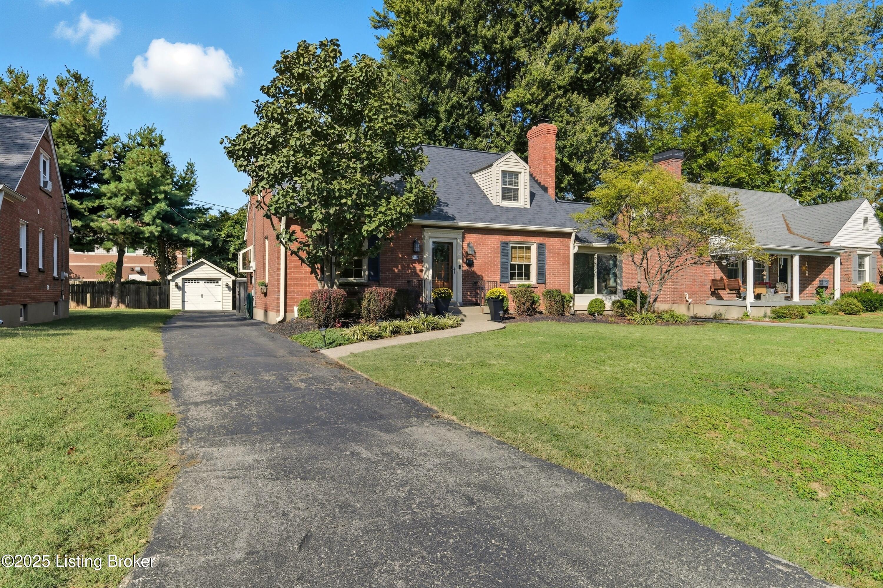 4509 Winchester Rd, Louisville