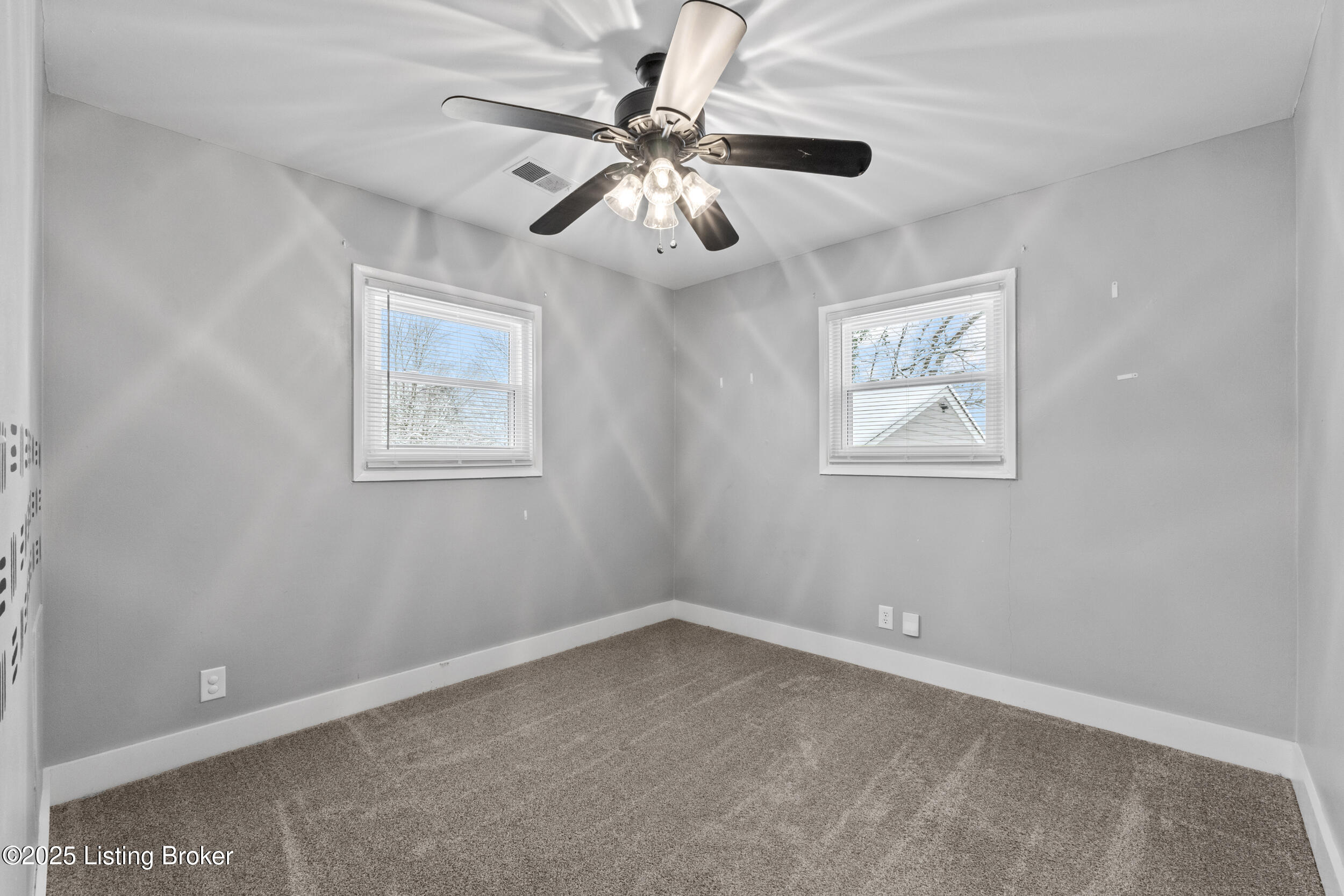 7702 Floydsburg Rd