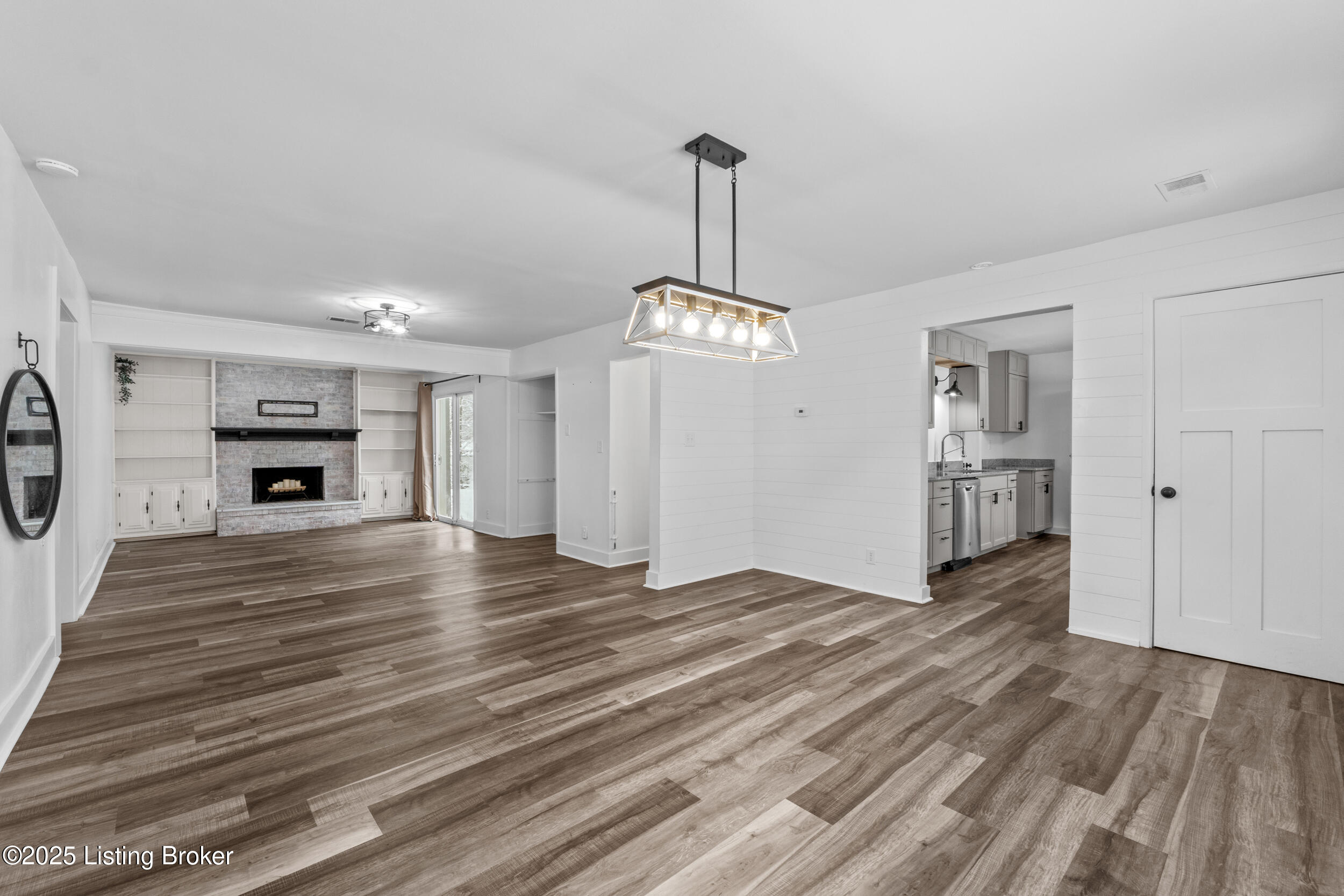 7702 Floydsburg Rd