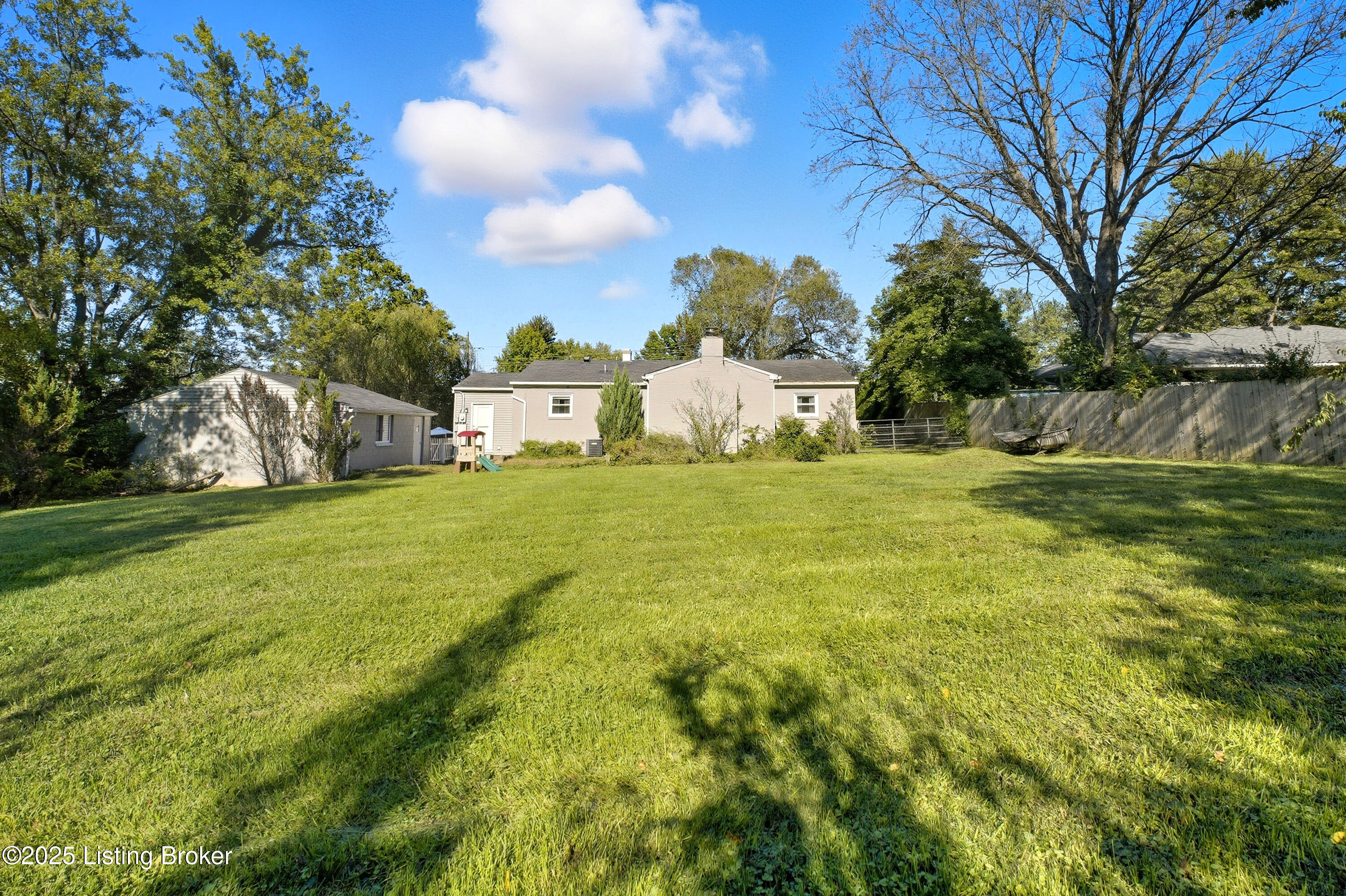 7702 Floydsburg Rd