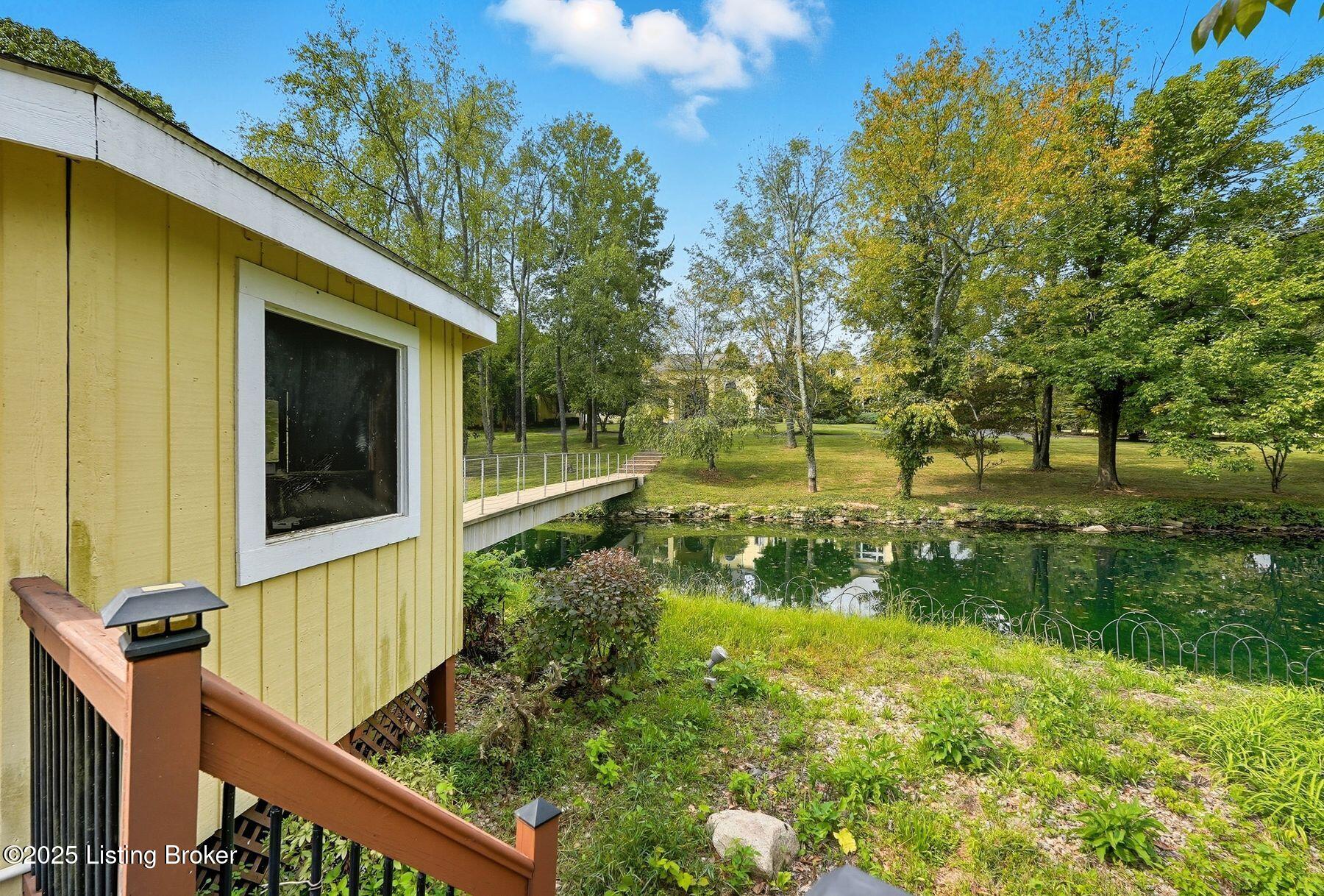 6 Wolf Pen Ln, Prospect