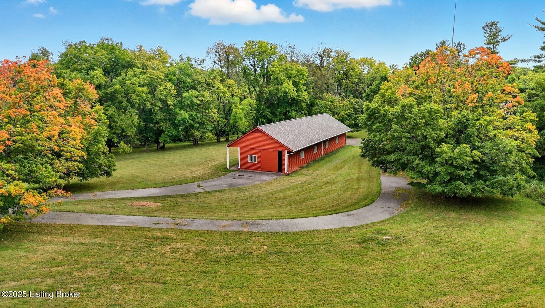 6 Wolf Pen Ln, Prospect