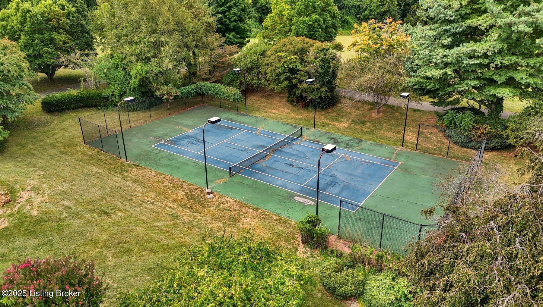 6 Wolf Pen Ln, Prospect