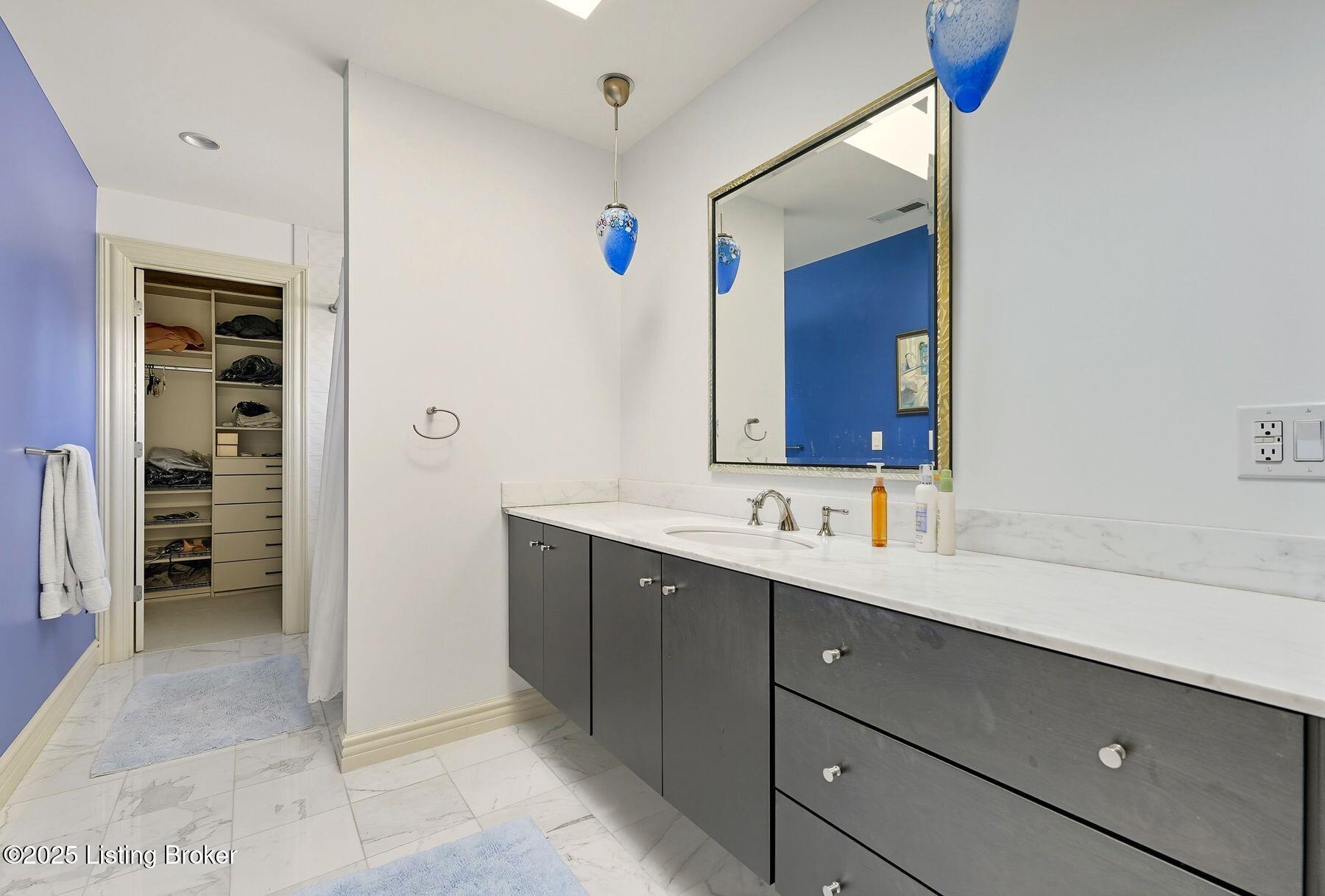 6 Wolf Pen Ln, Prospect