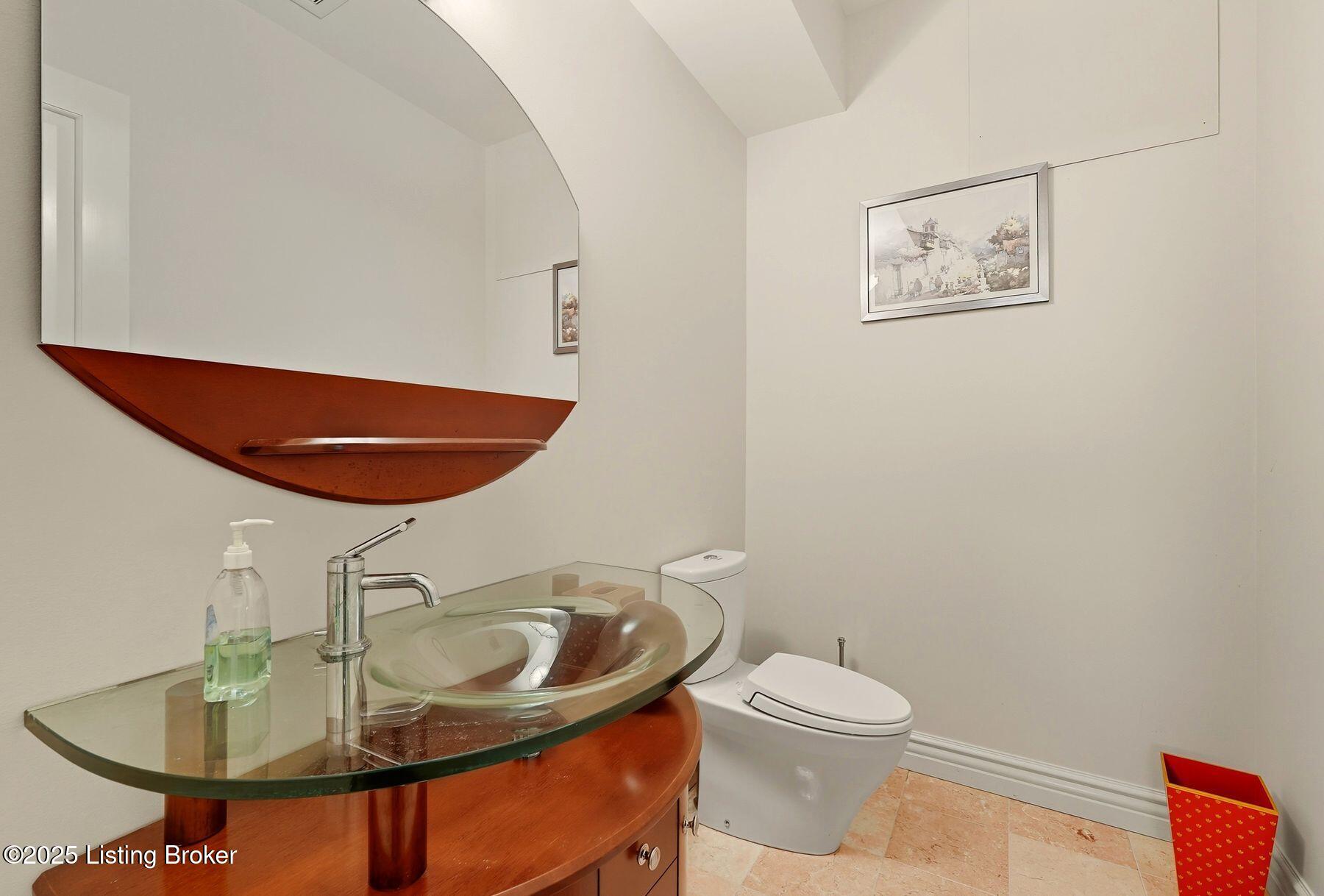 6 Wolf Pen Ln, Prospect