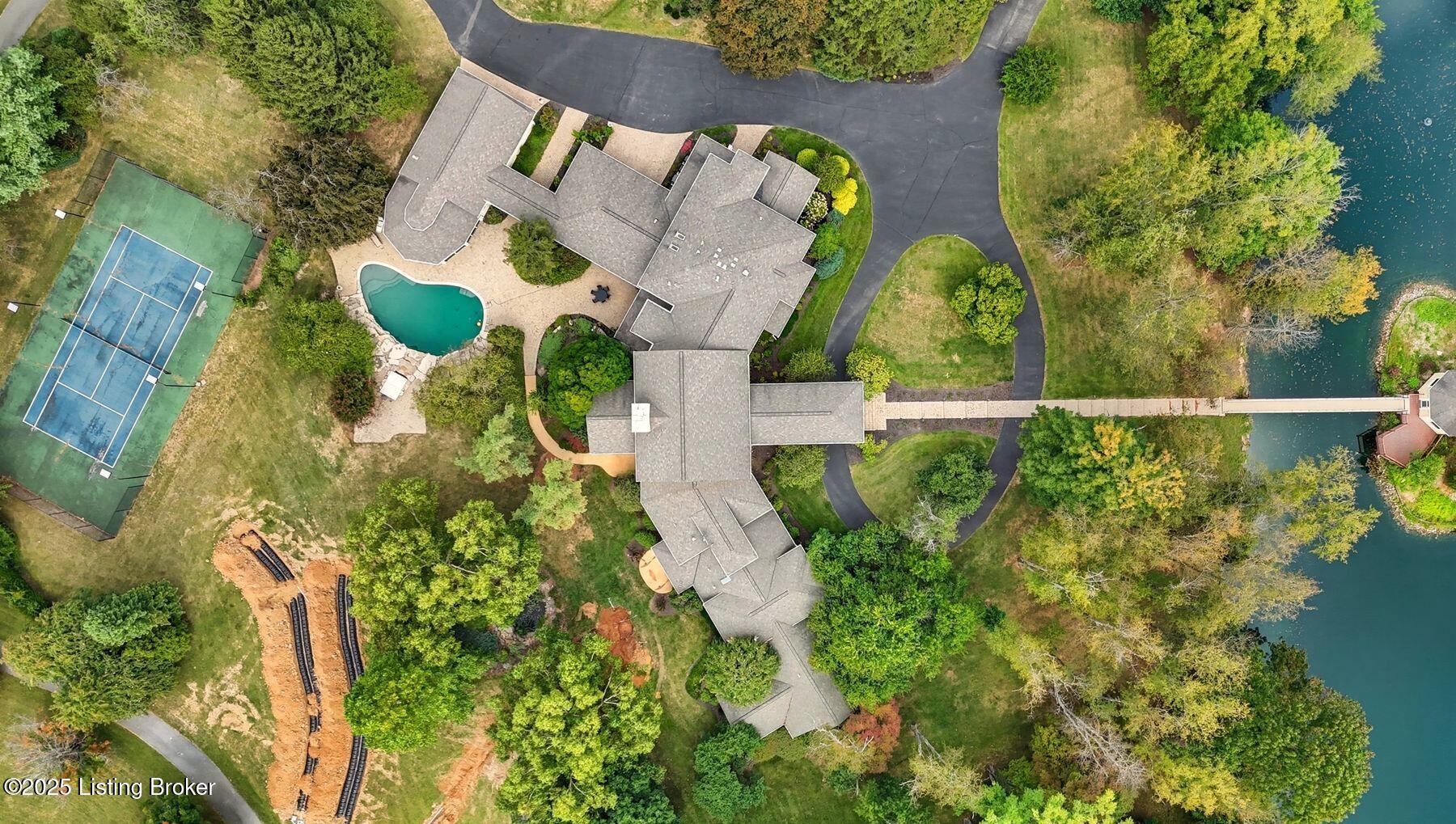 6 Wolf Pen Ln, Prospect