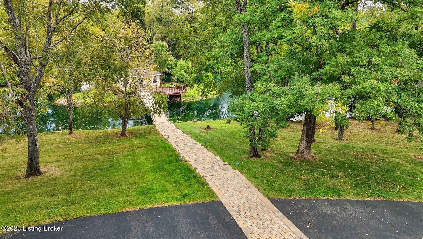 6 Wolf Pen Ln, Prospect