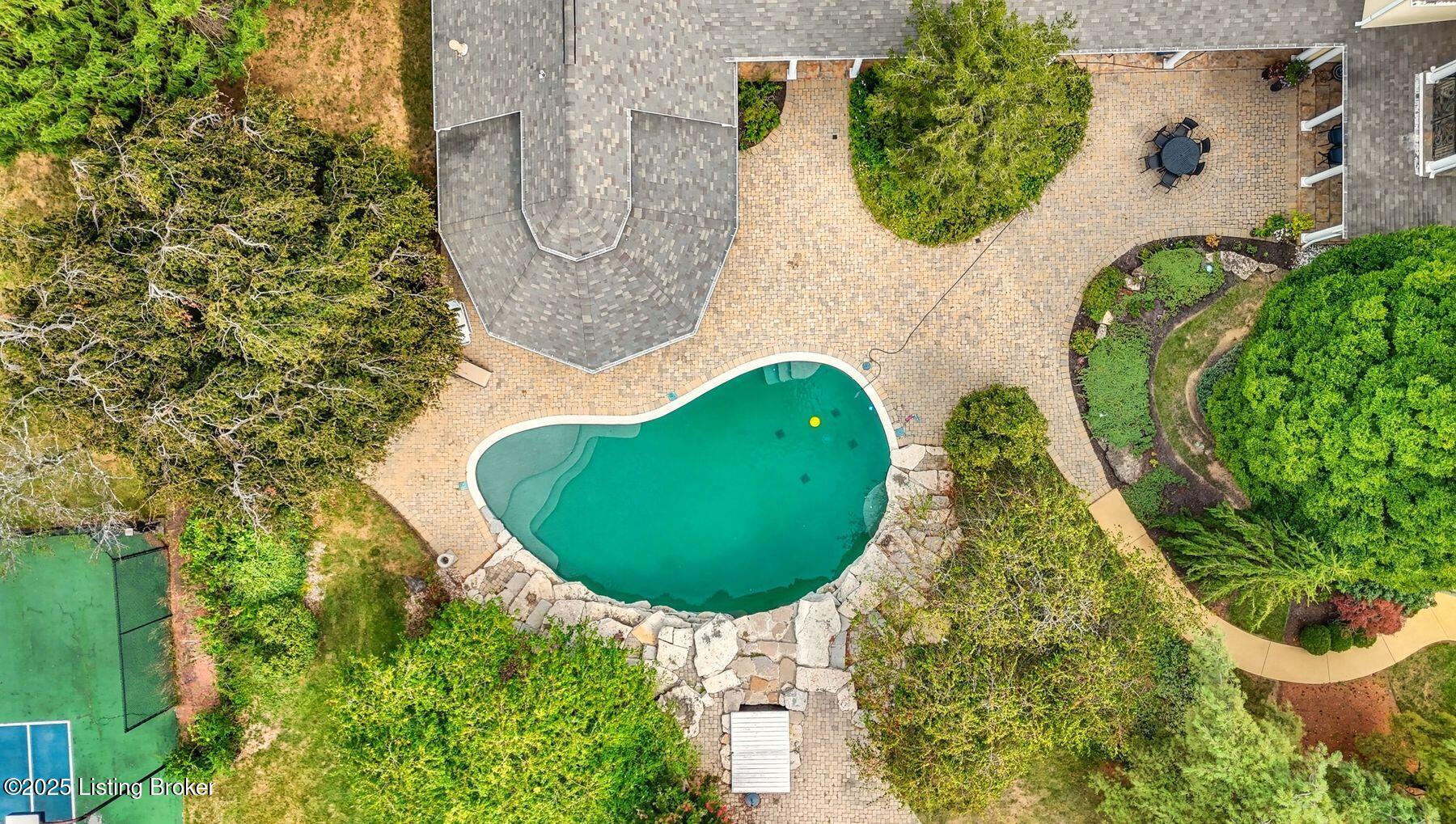 6 Wolf Pen Ln, Prospect