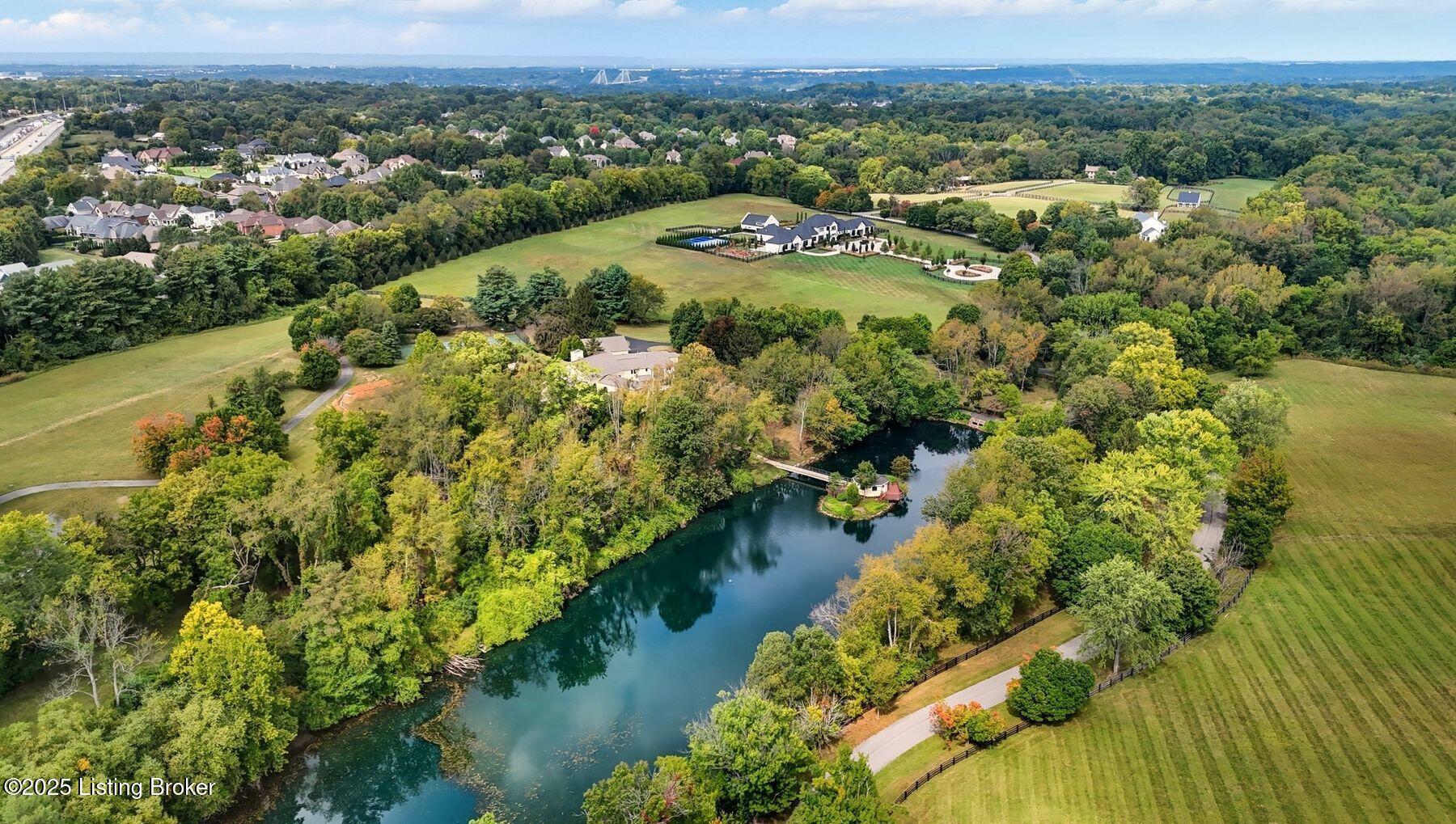 6 Wolf Pen Ln, Prospect