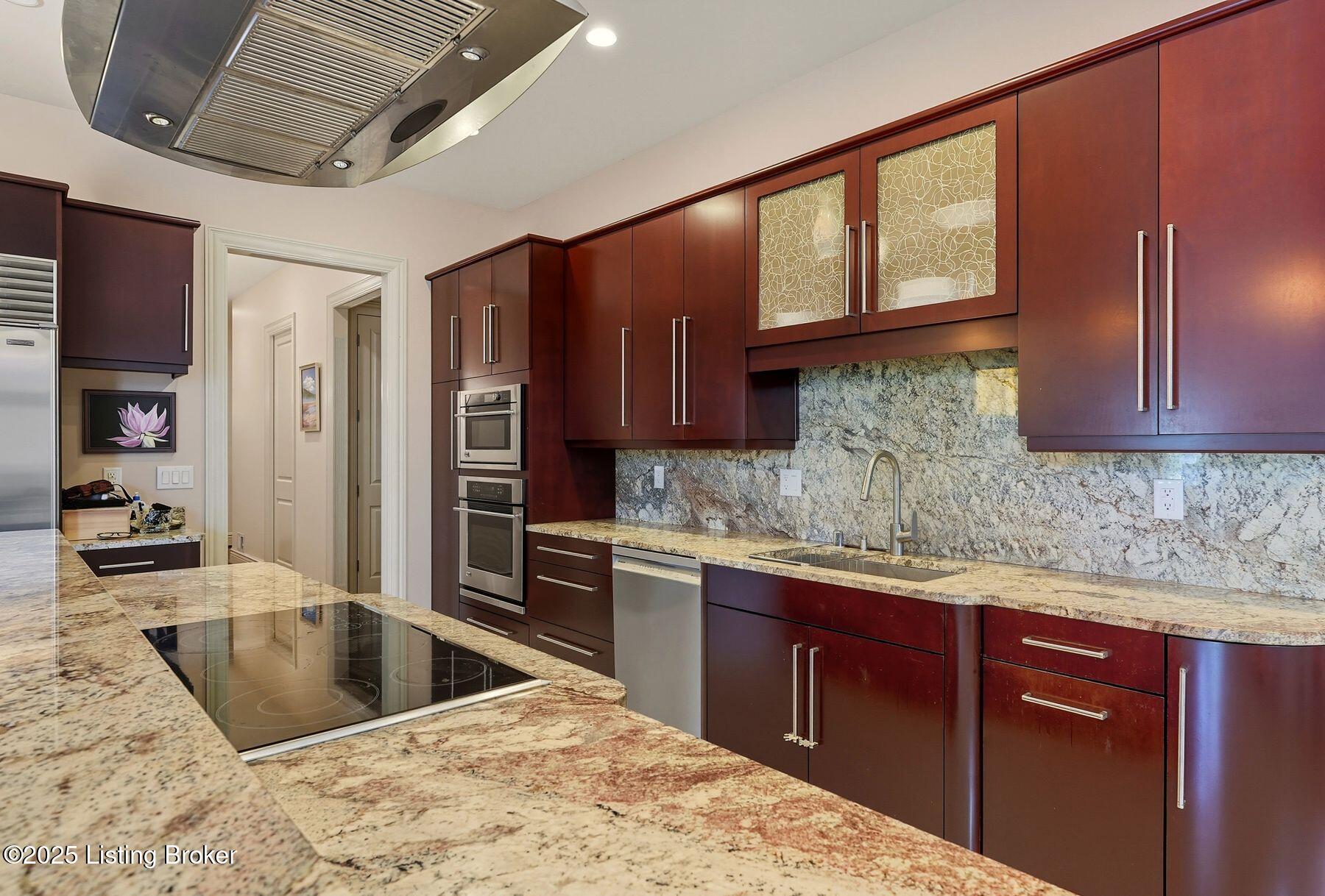 6 Wolf Pen Ln, Prospect