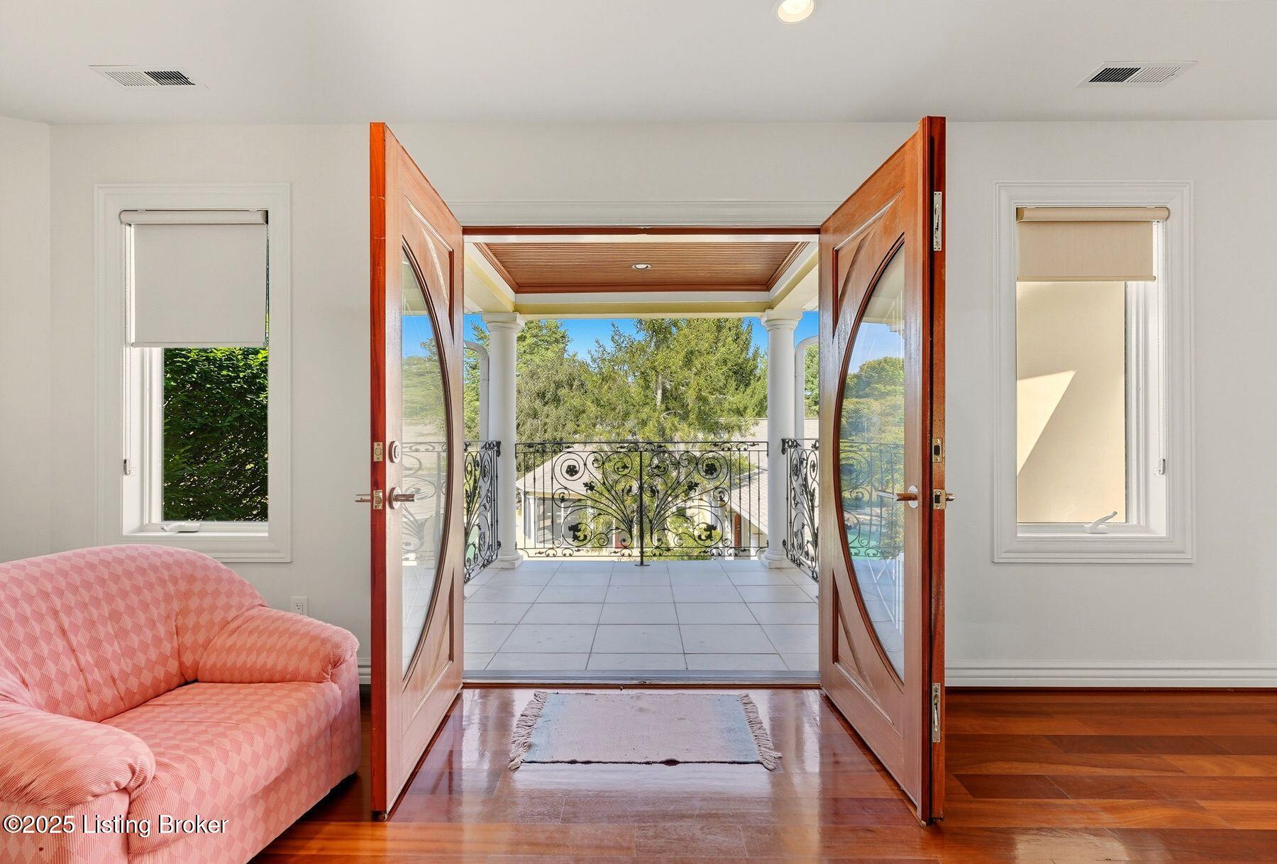 6 Wolf Pen Ln, Prospect