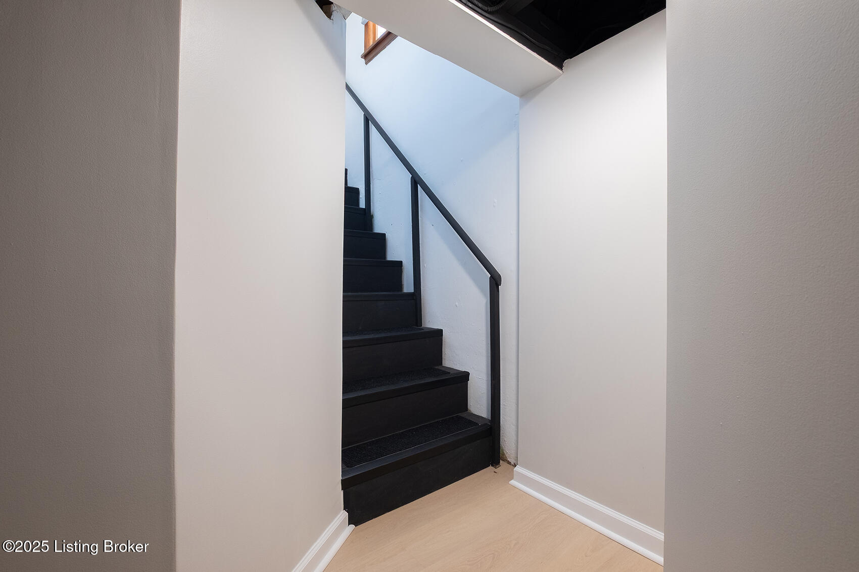 3126 Michael Dr