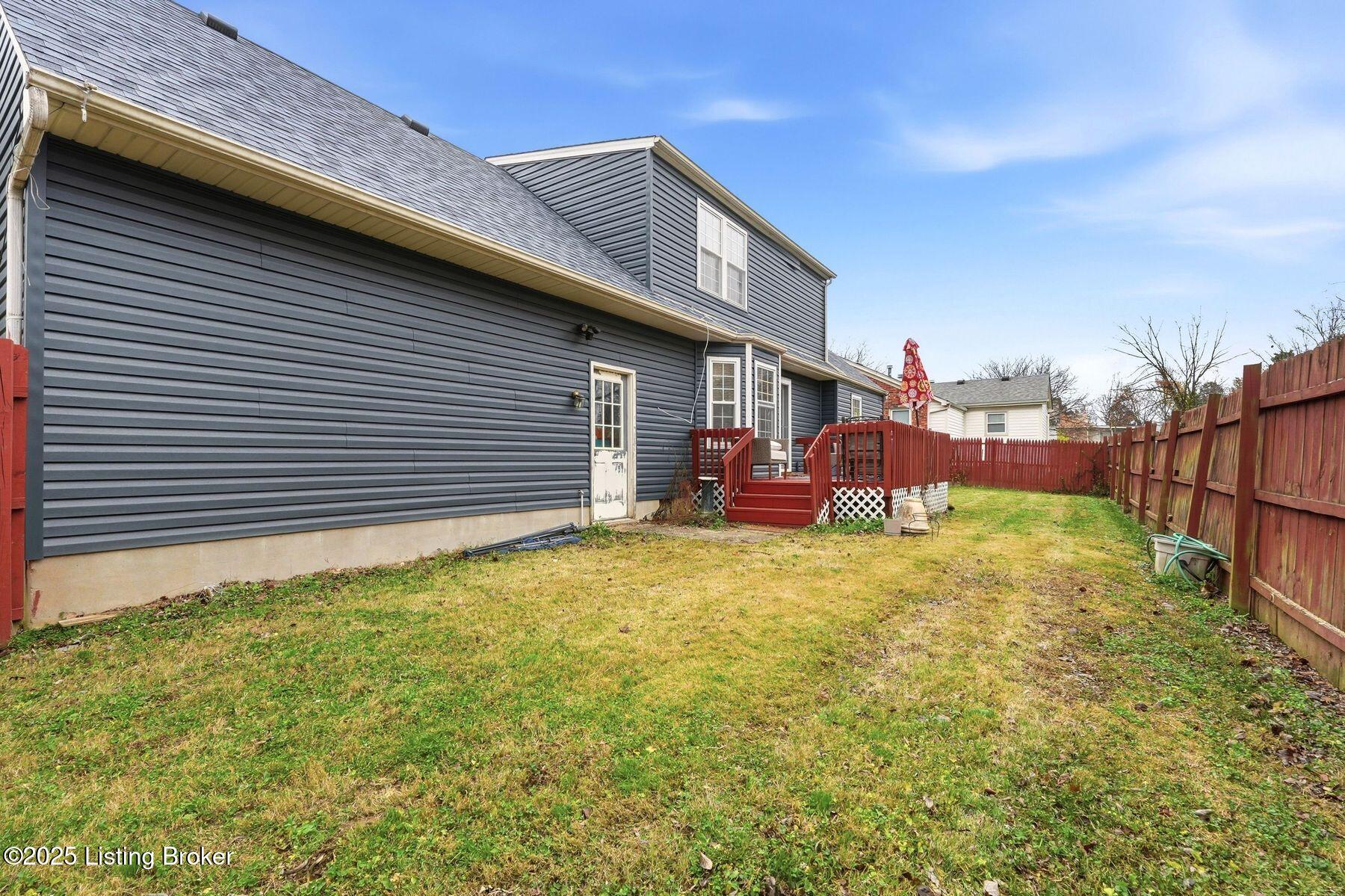 10100 Settlers Crest Ln