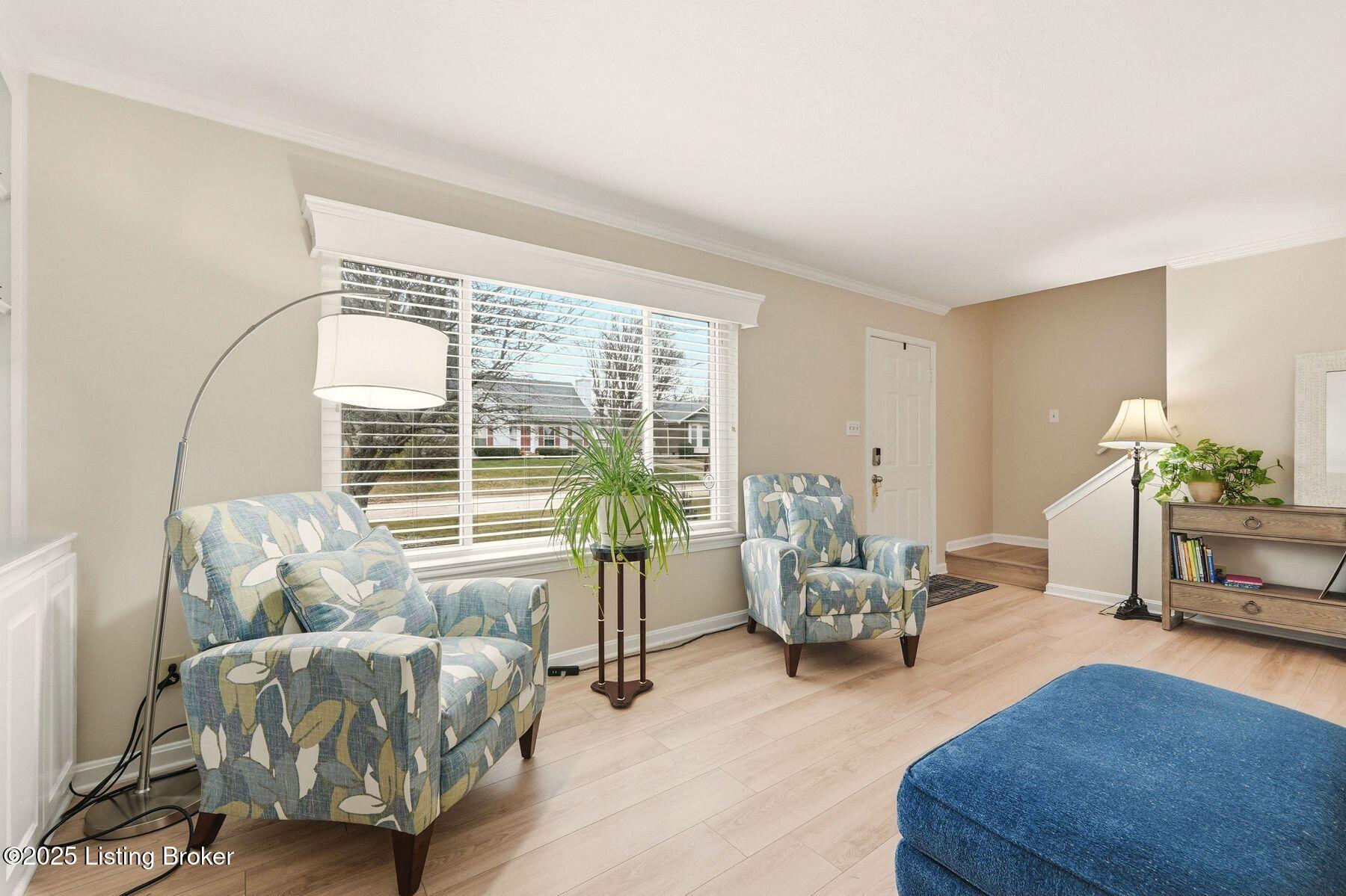 10100 Settlers Crest Ln