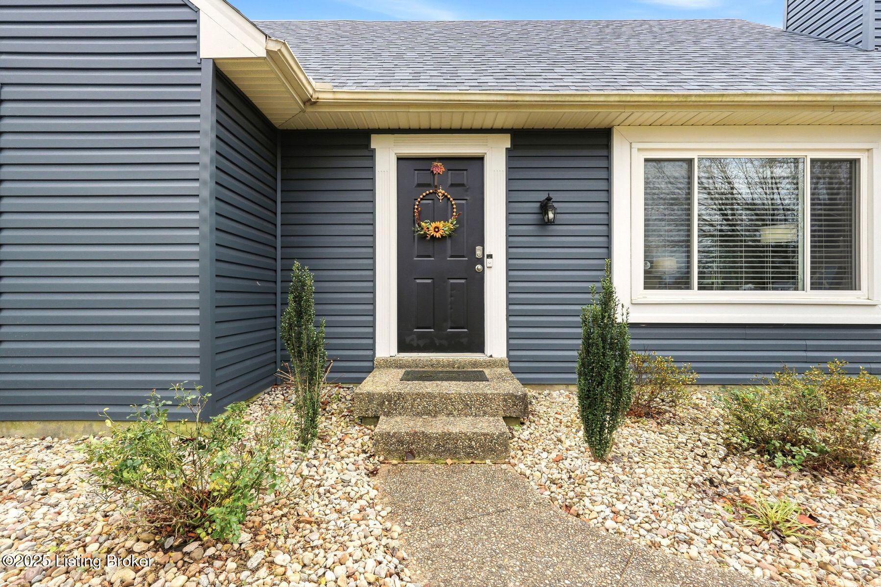 10100 Settlers Crest Ln