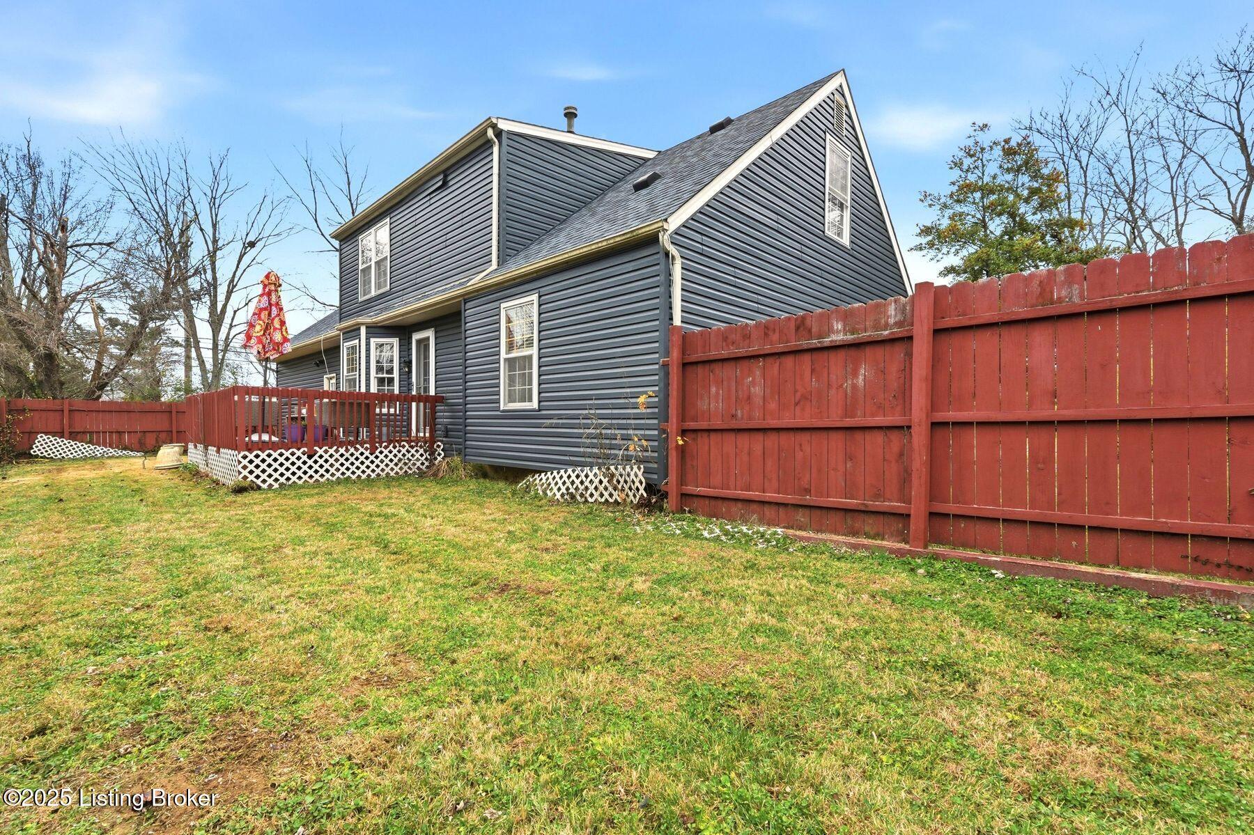 10100 Settlers Crest Ln