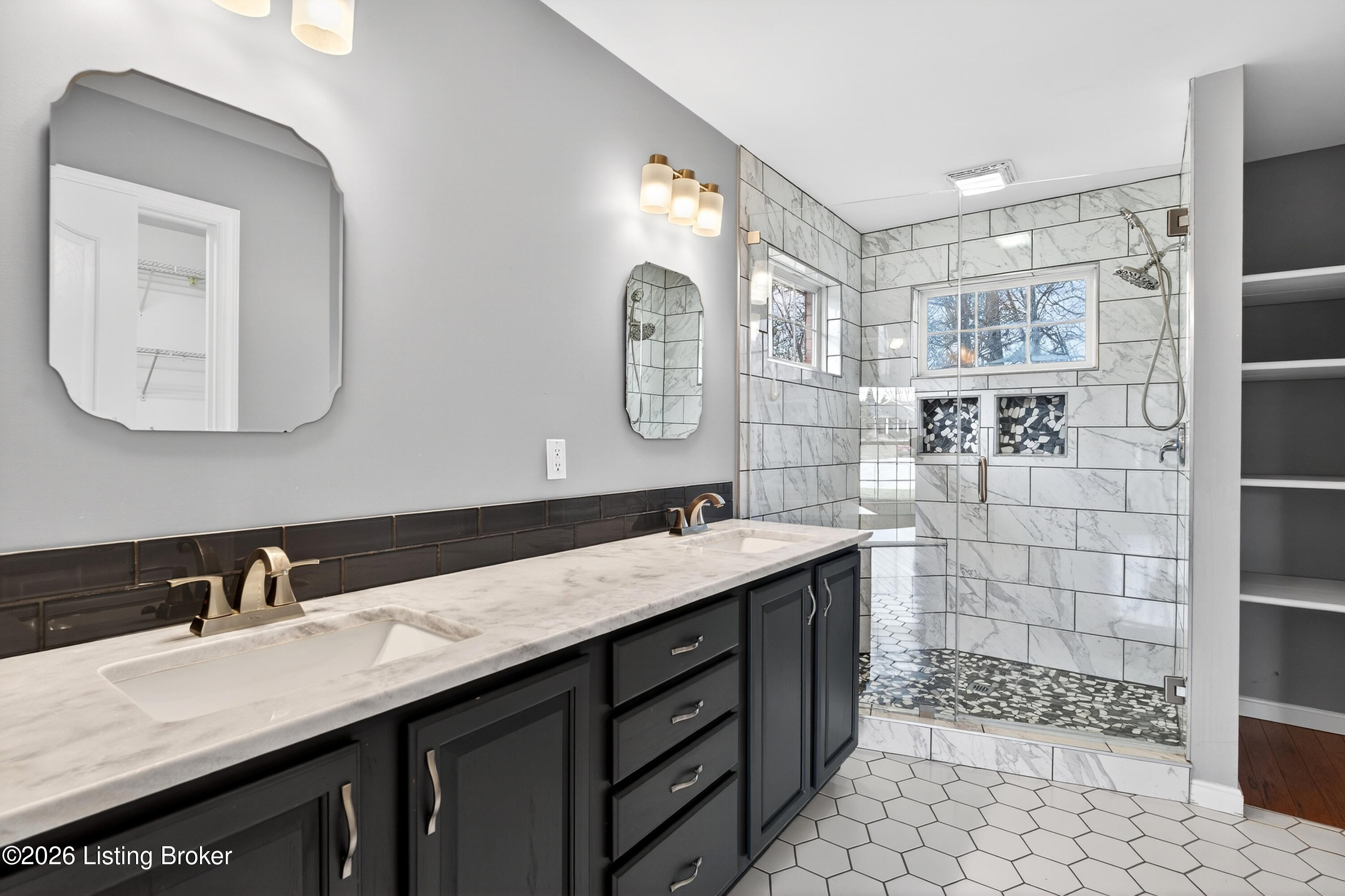 12401 Tyler Woods Ct