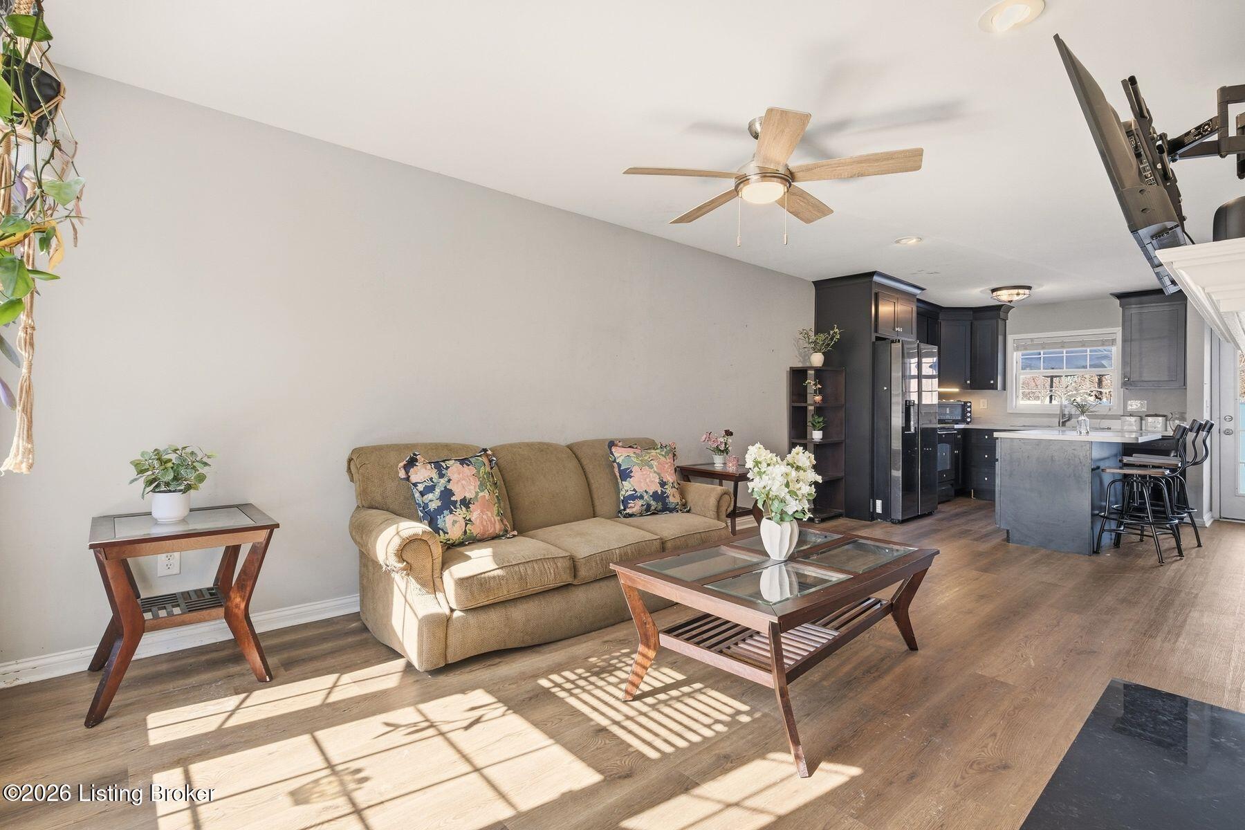 496 Jurich Ct