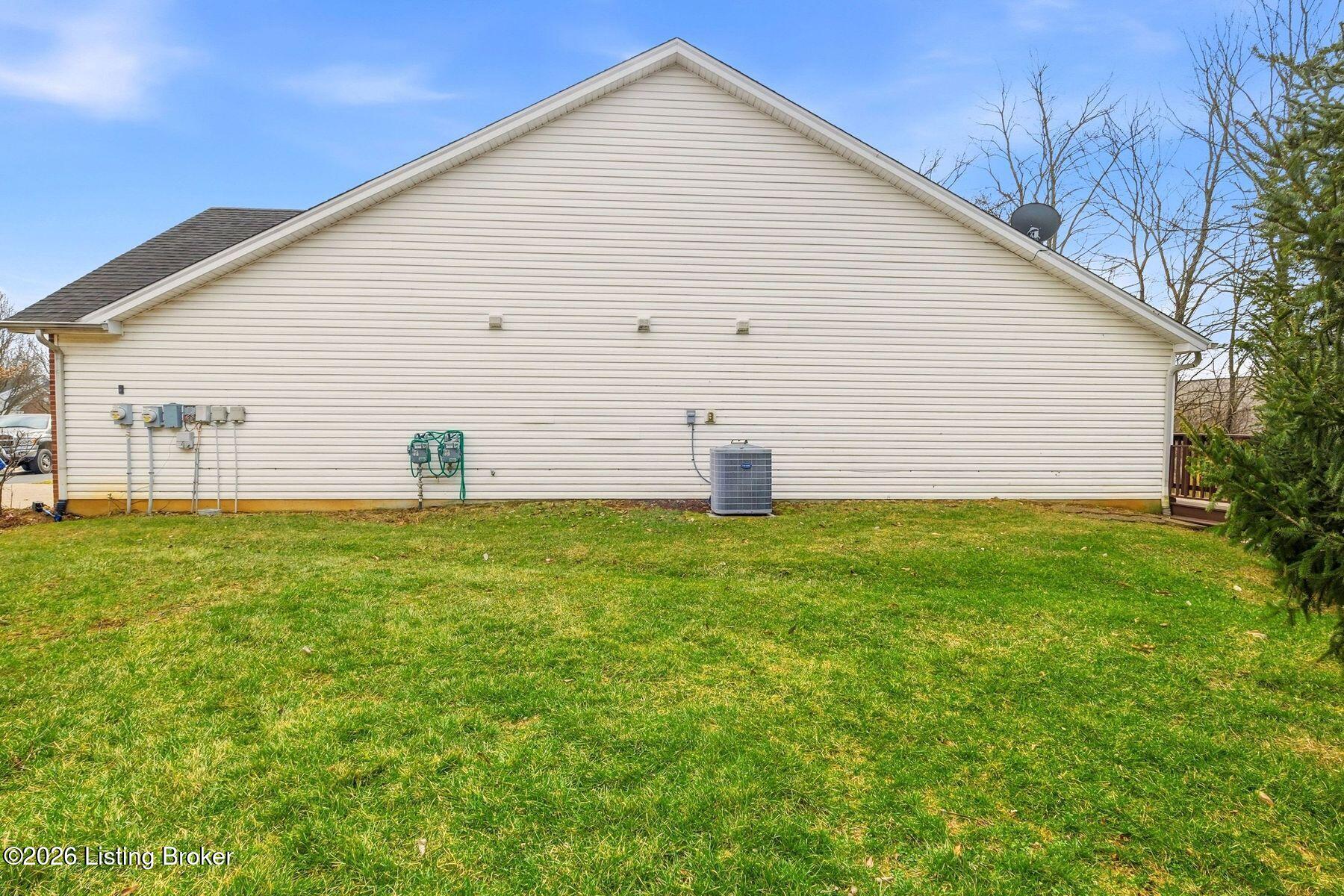 210 Charlton Wynde Dr 5