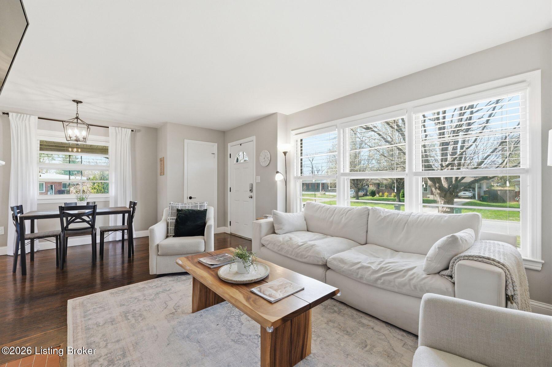 325 Brunswick Rd