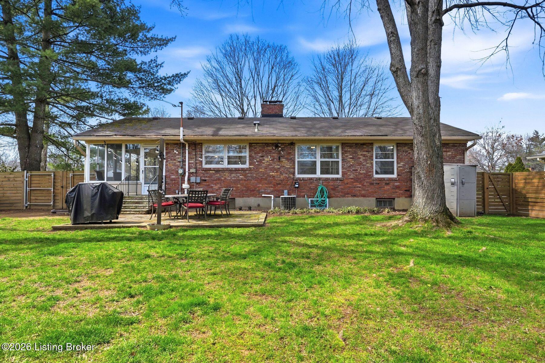 325 Brunswick Rd