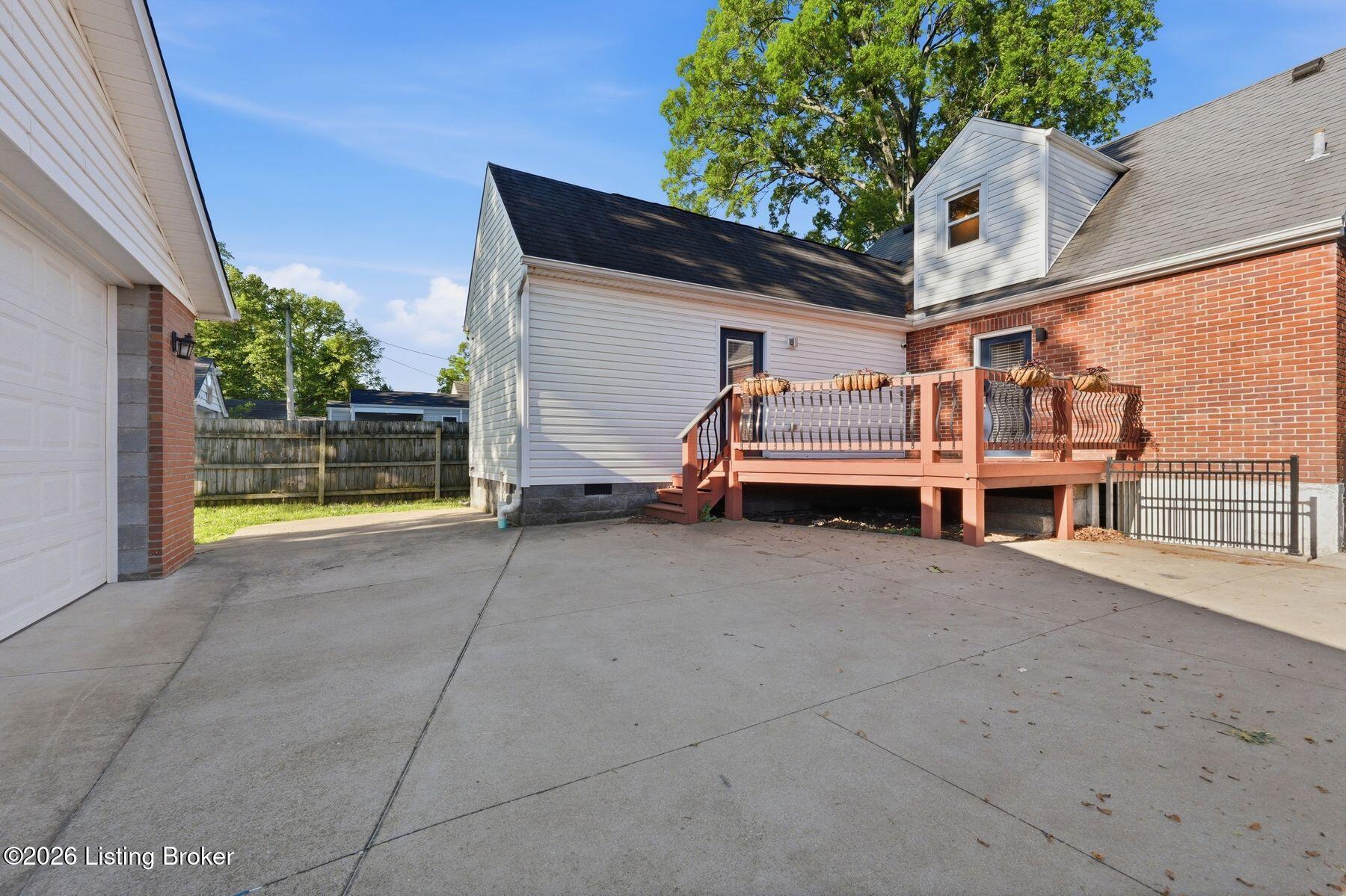 225 Brown Ave