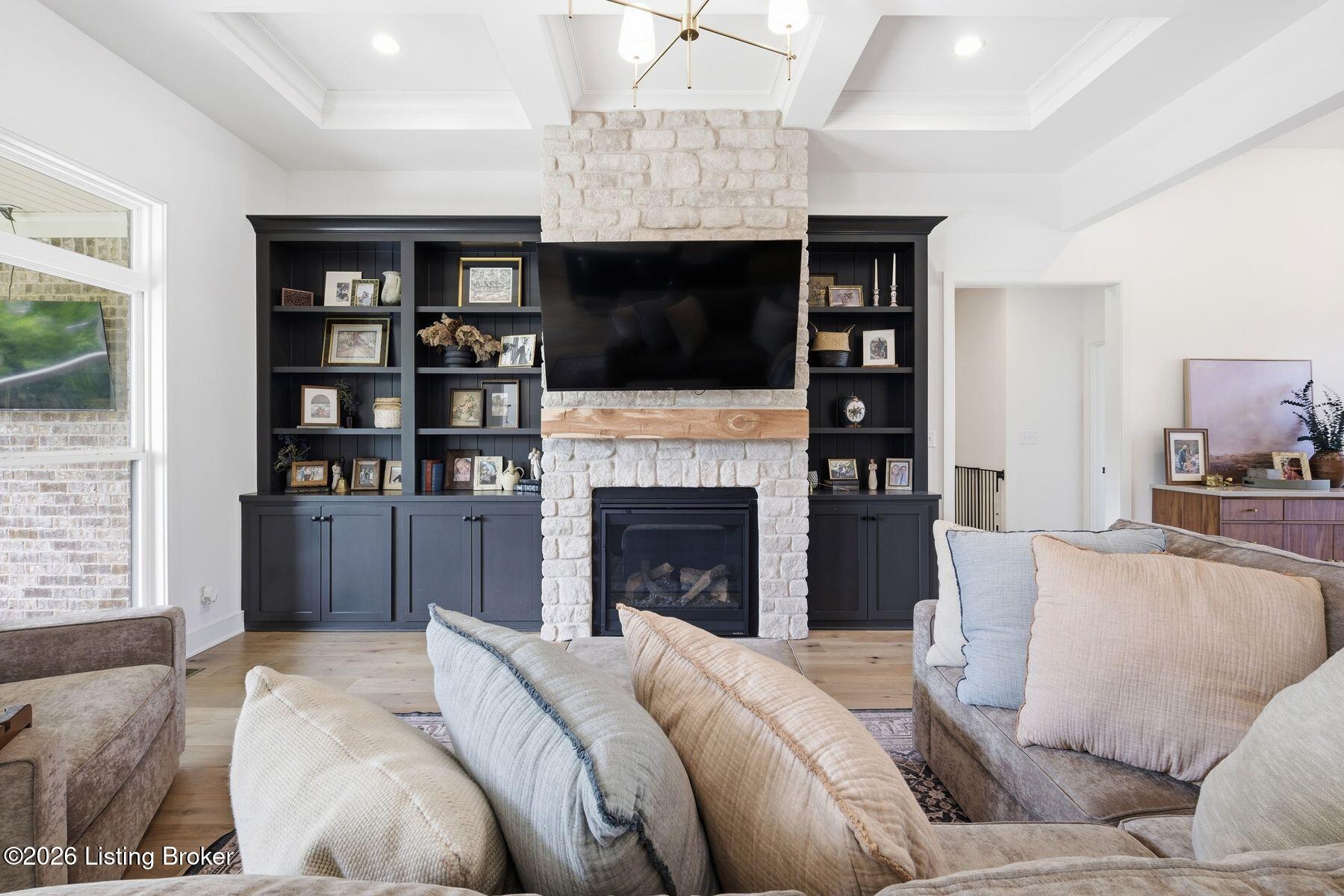 6304 Leyton Ct