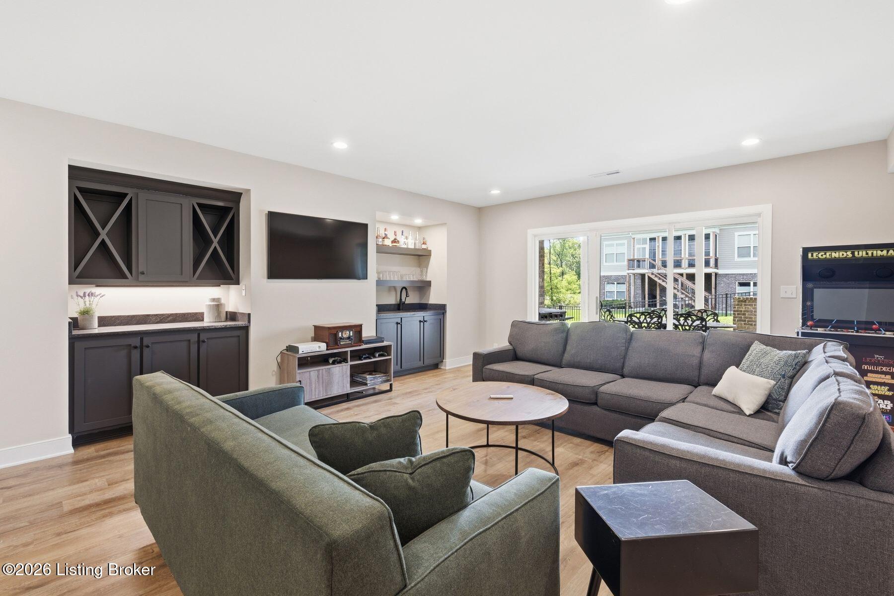 6304 Leyton Ct